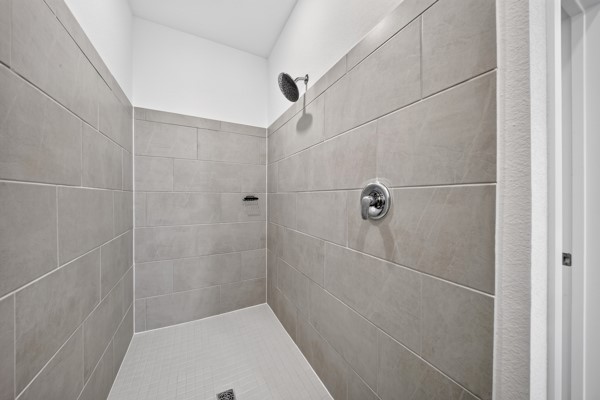 22007 Maddaloni View Drive Property Photo 24