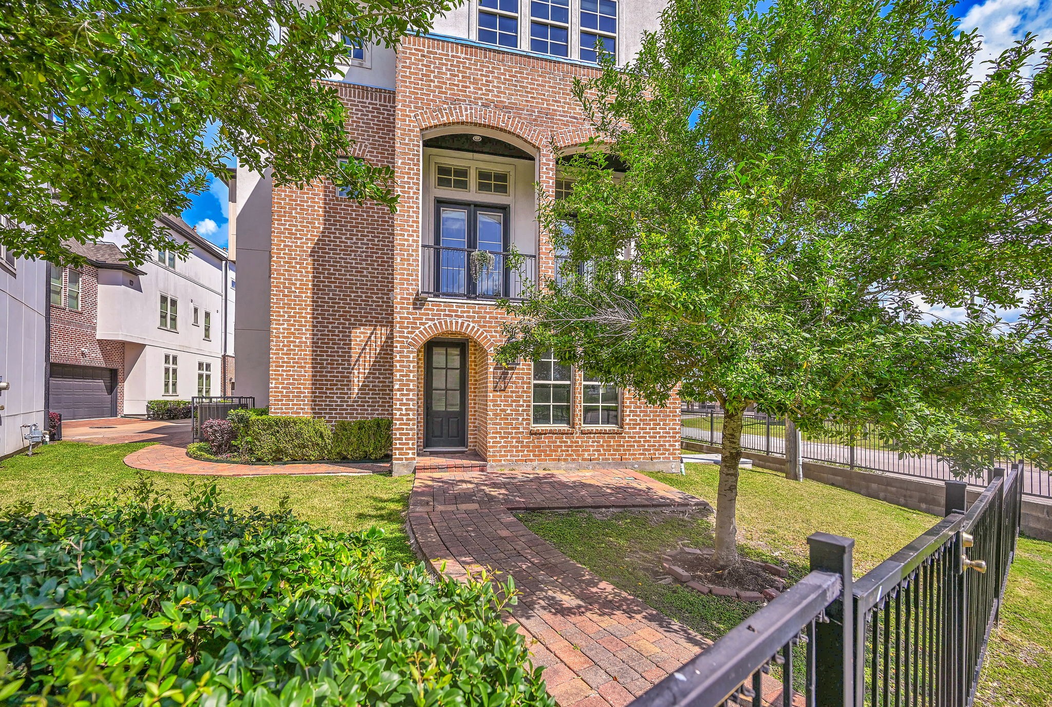 9644 Knight Road Property Photo 4
