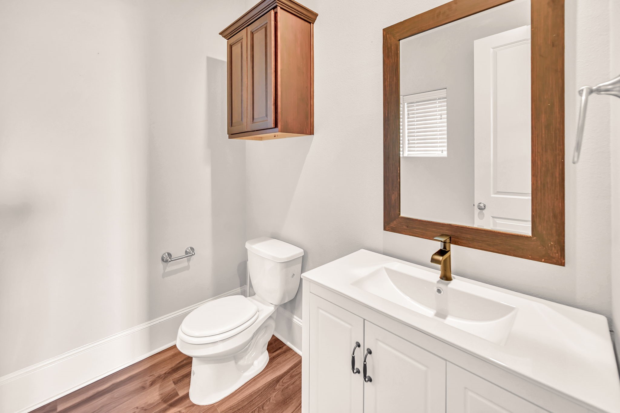9644 Knight Road Property Photo 13