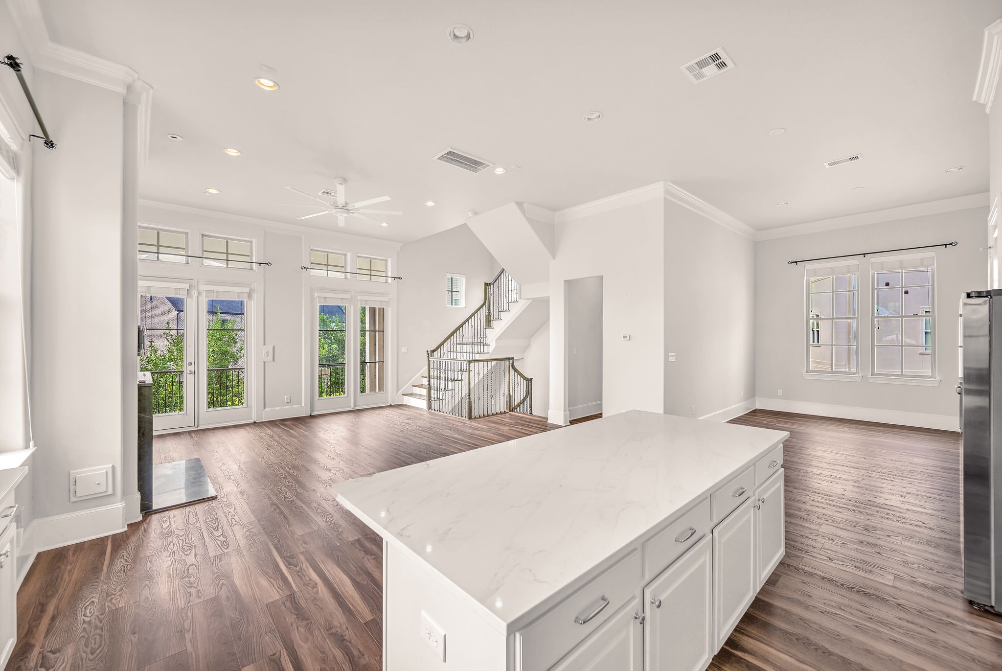 9644 Knight Road Property Photo 15