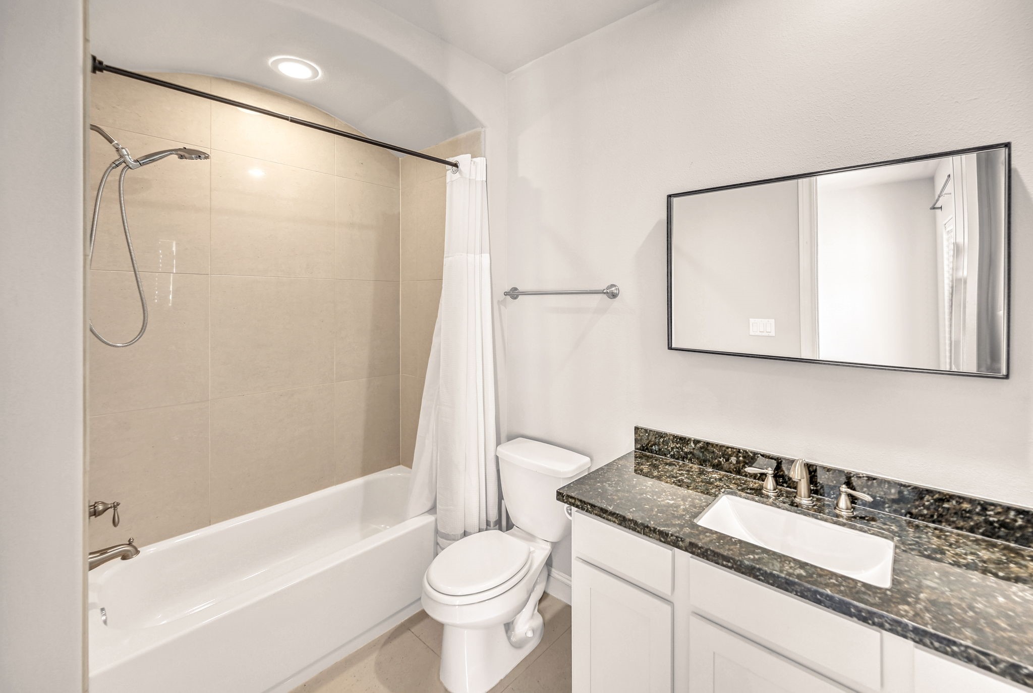 9644 Knight Road Property Photo 19