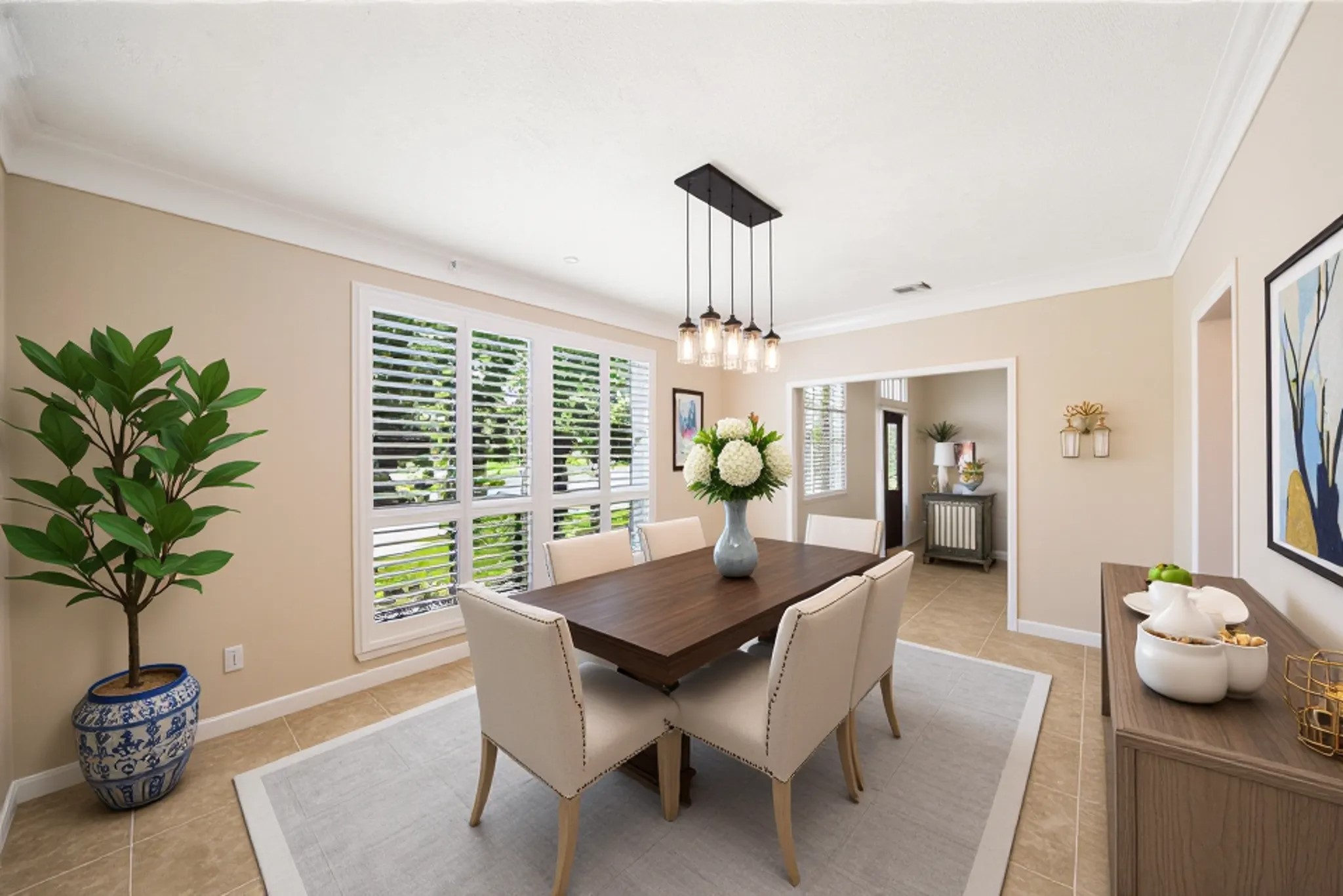 2123 Riverside Drive Property Photo 5