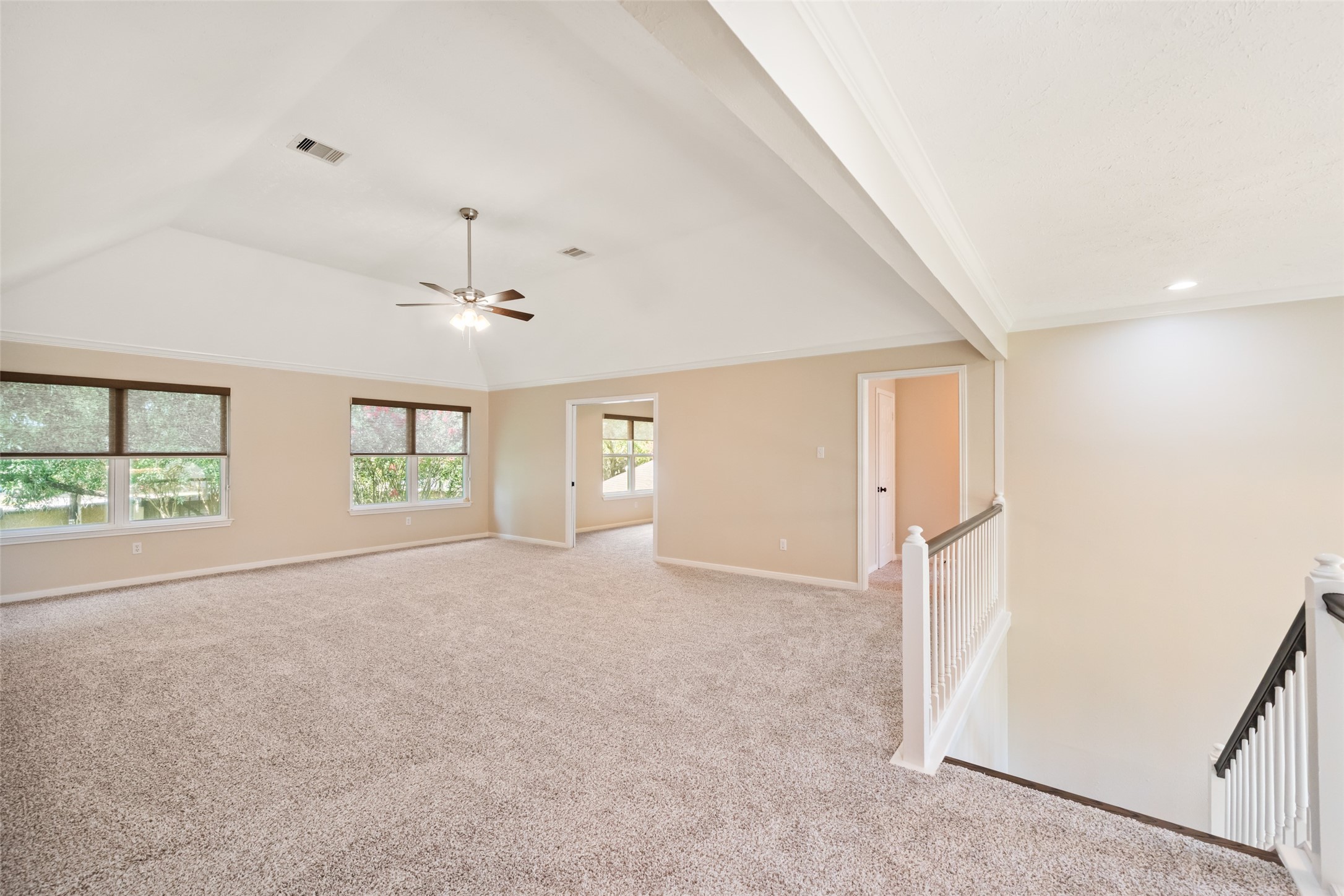 2123 Riverside Drive Property Photo 26