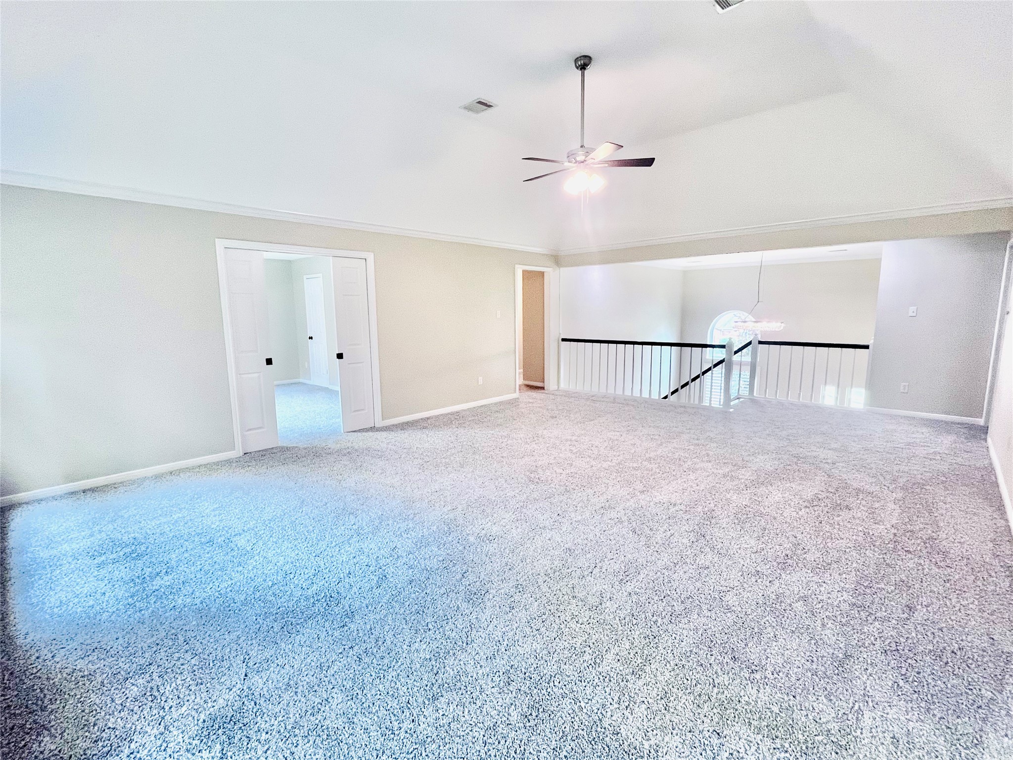 2123 Riverside Drive Property Photo 27