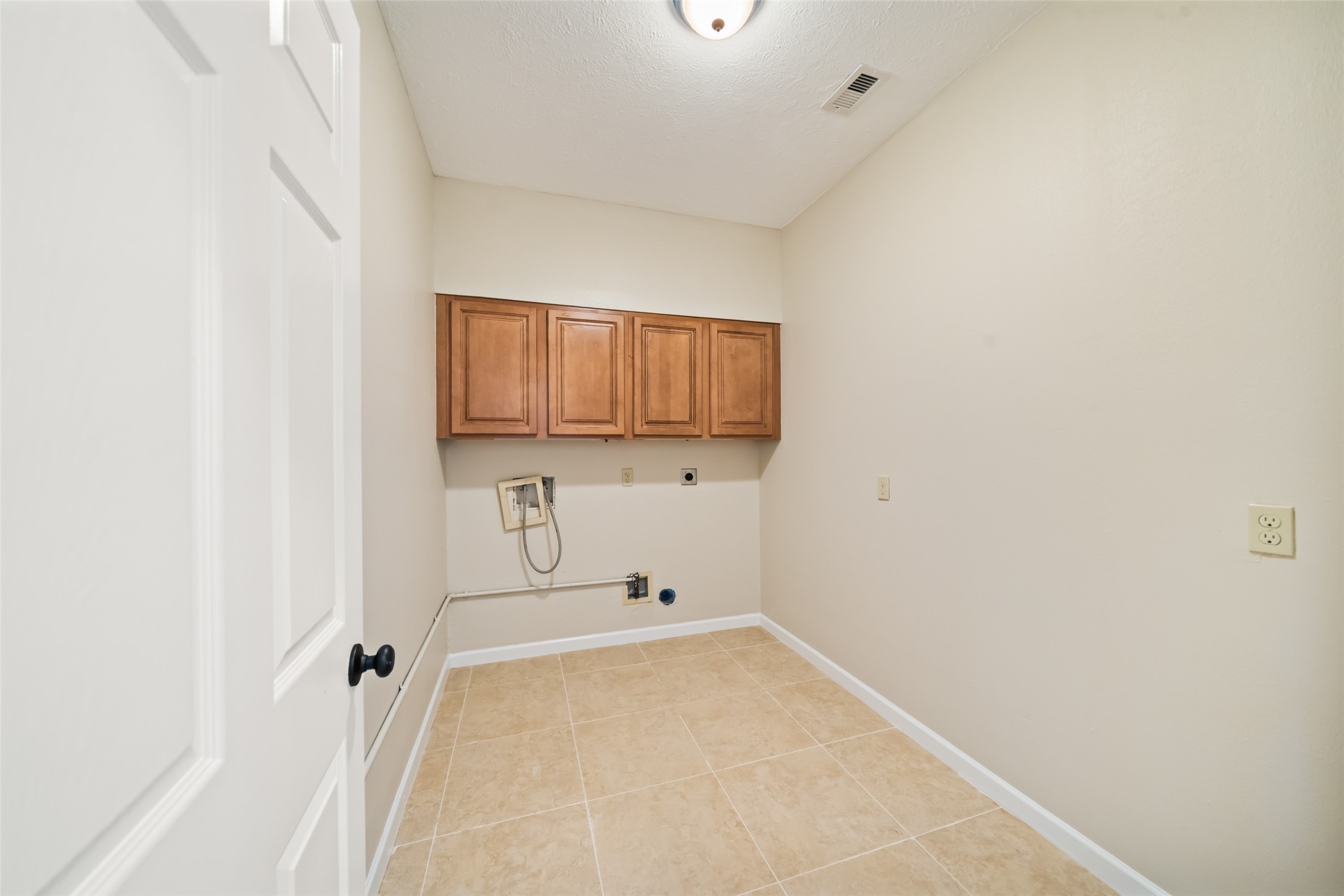 2123 Riverside Drive Property Photo 39