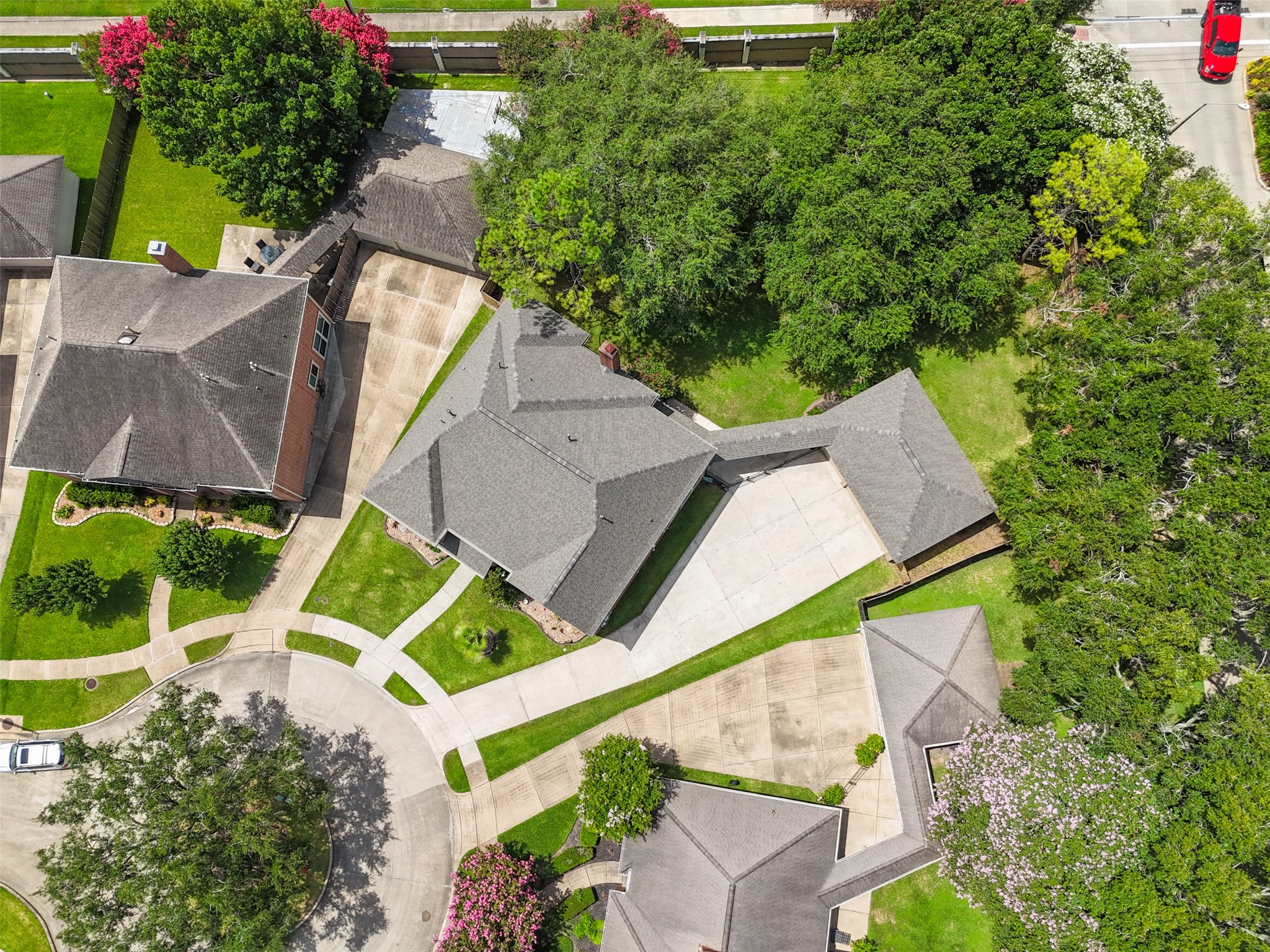 2123 Riverside Drive Property Photo 47