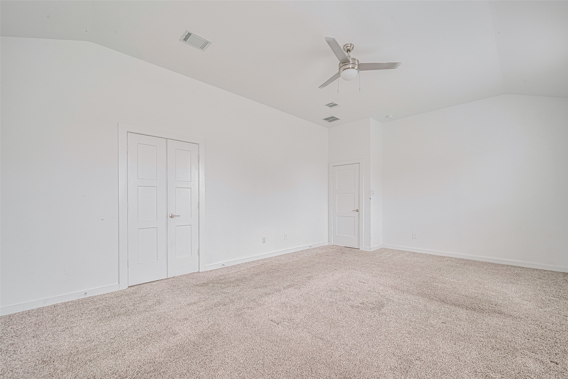 133 Aurora Springs Property Photo 12
