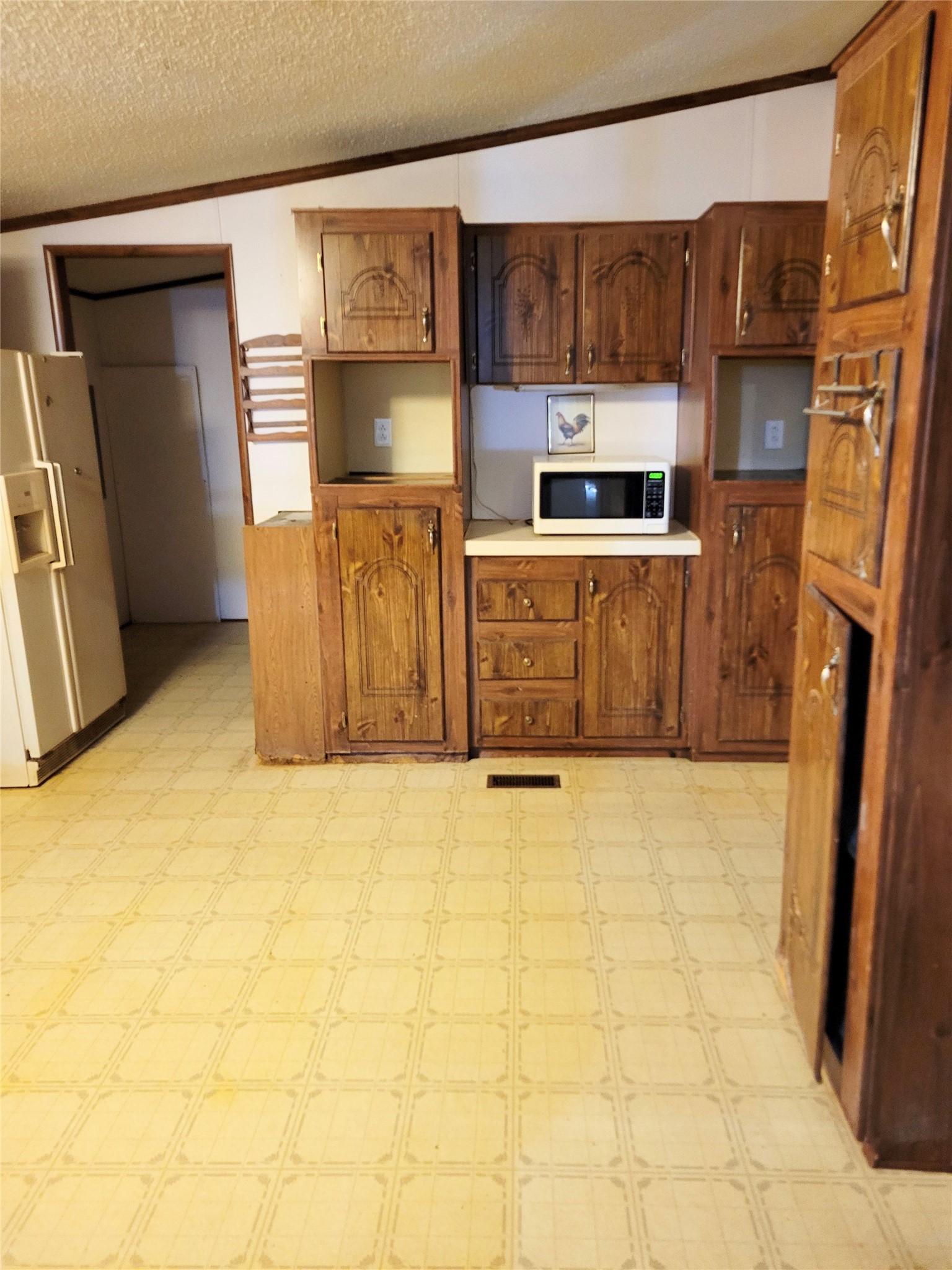 63 Whippoorwill Ln Property Photo 9