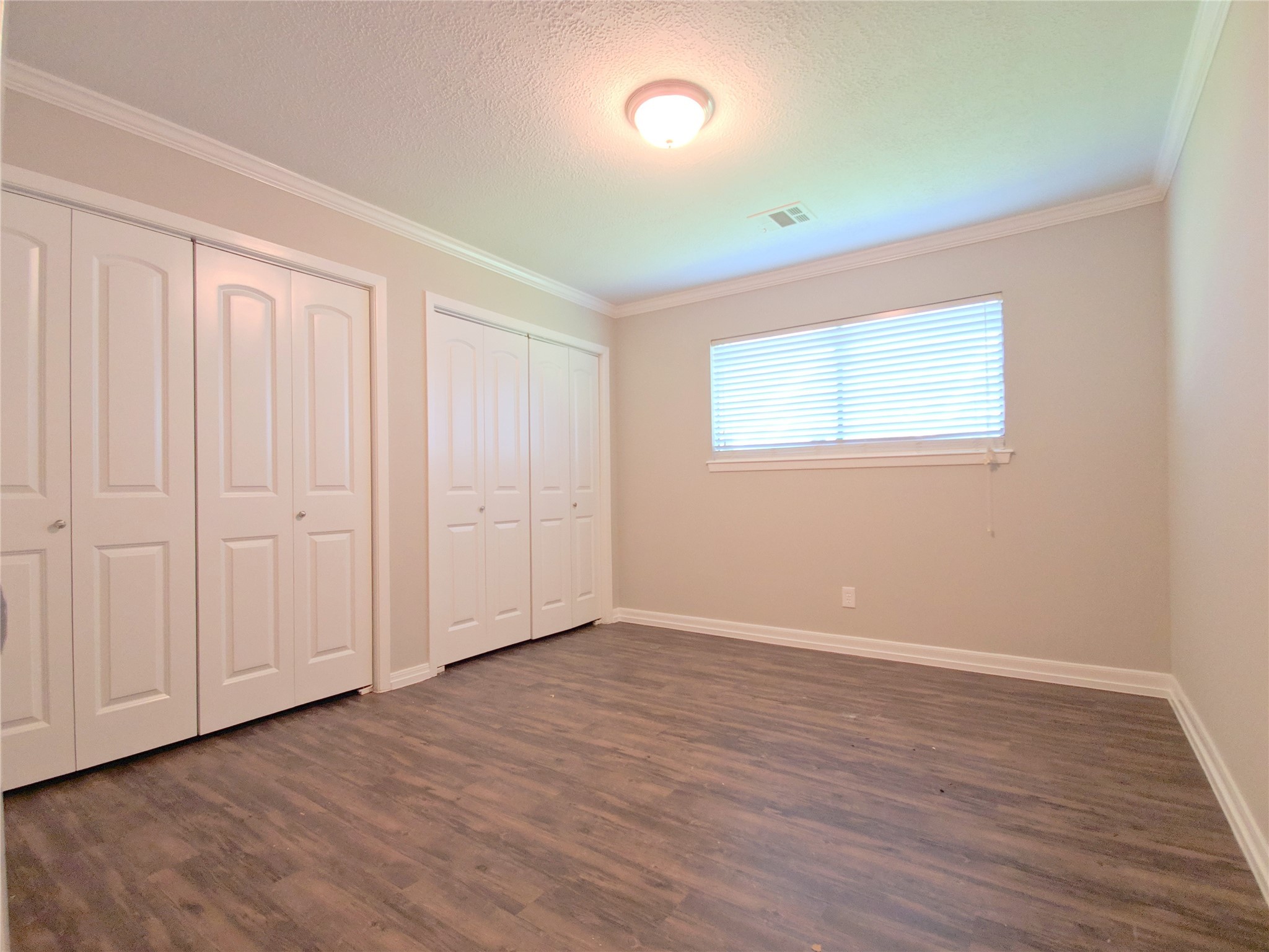 18918 Walden Forest Drive Property Photo 15