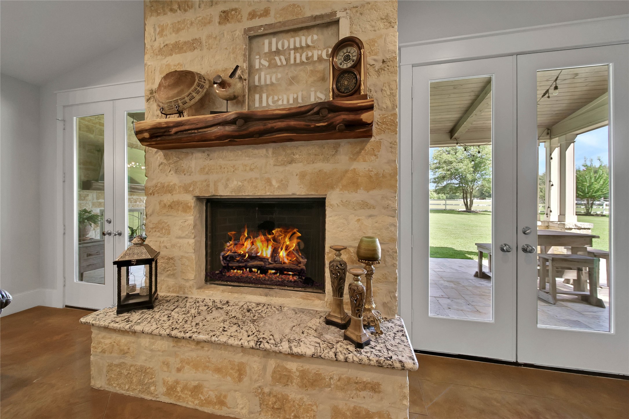 24016 Lakeview Way Property Photo 12