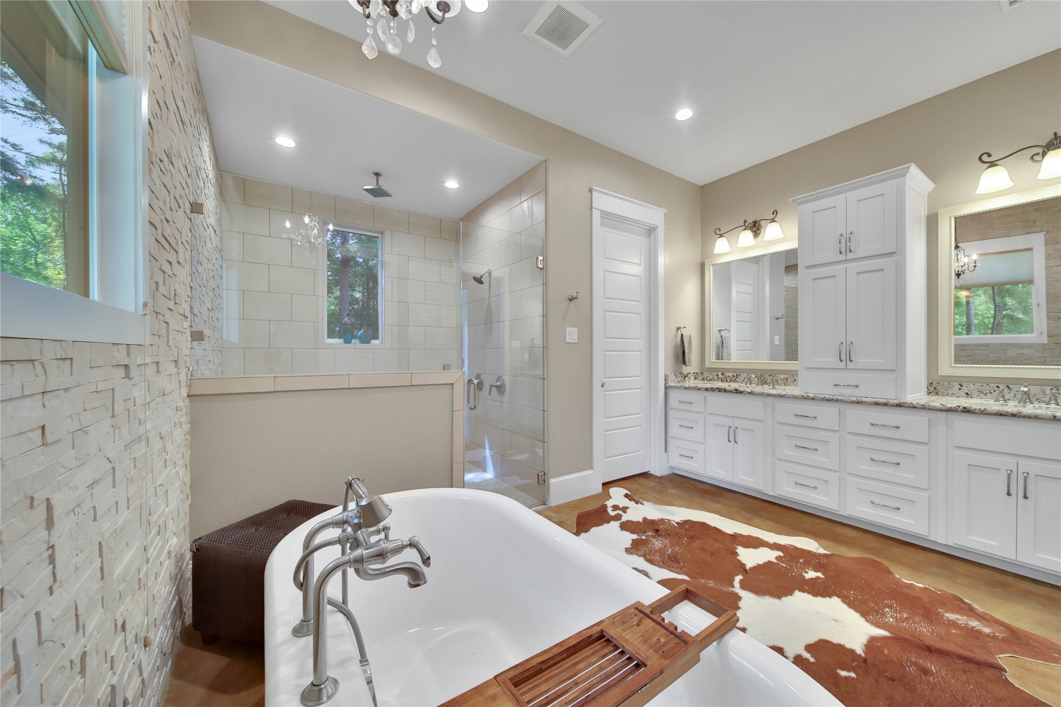 24016 Lakeview Way Property Photo 22