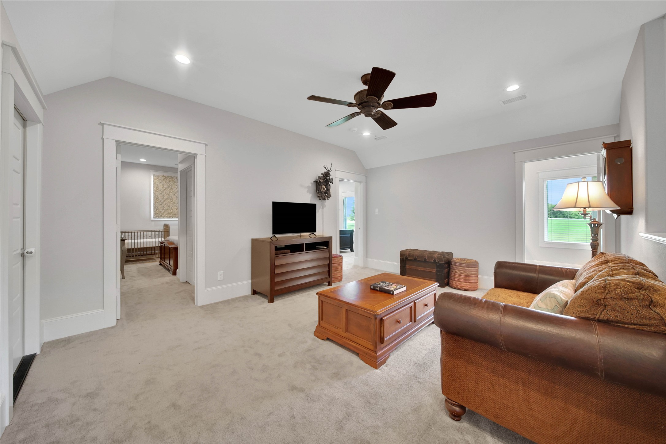 24016 Lakeview Way Property Photo 28