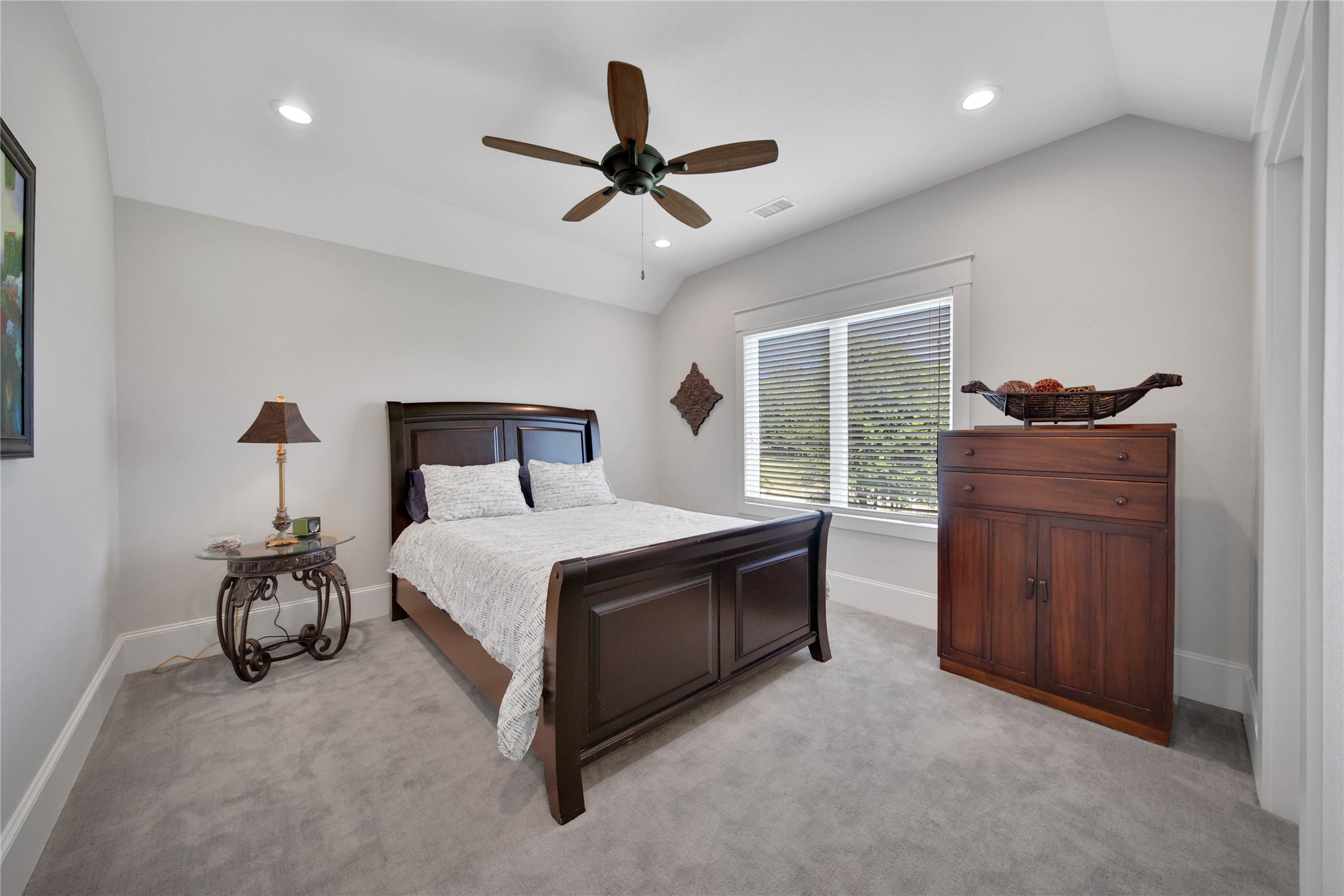 24016 Lakeview Way Property Photo 30