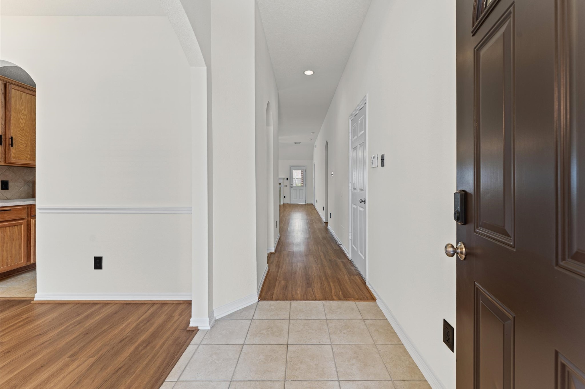 24911 Sandusky Drive Property Photo 5