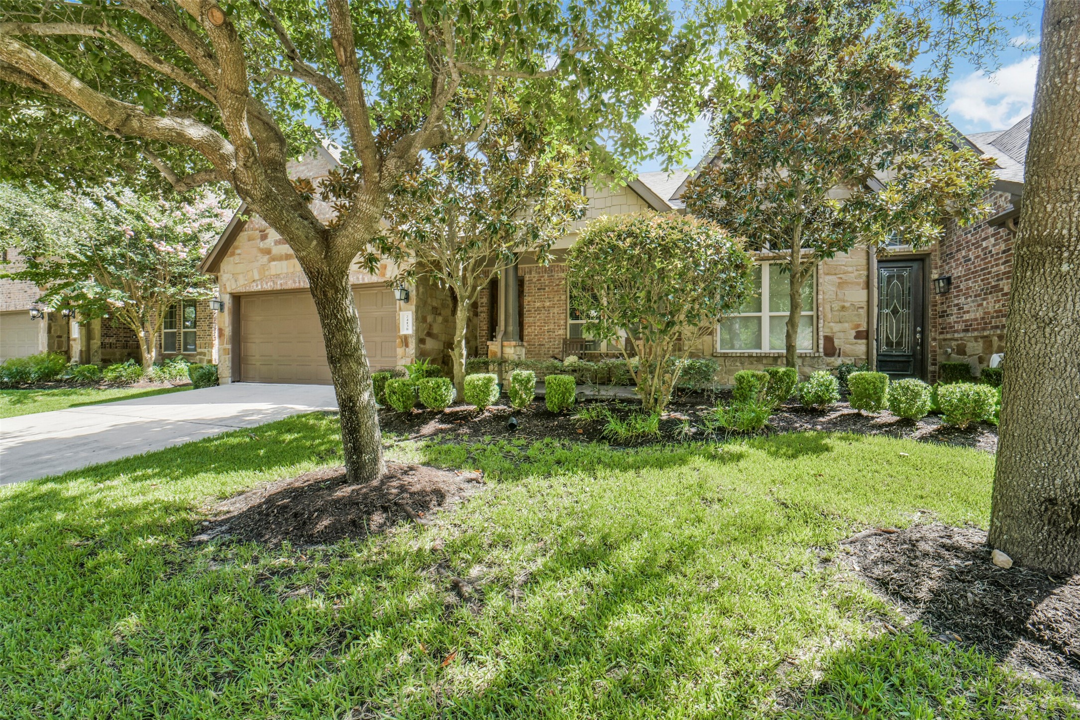 24138 Valencia Ridge Lane Property Photo 1