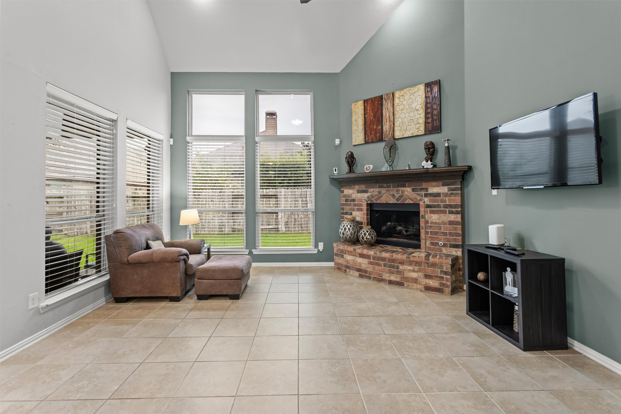 29011 Erica Lee Court Property Photo 8