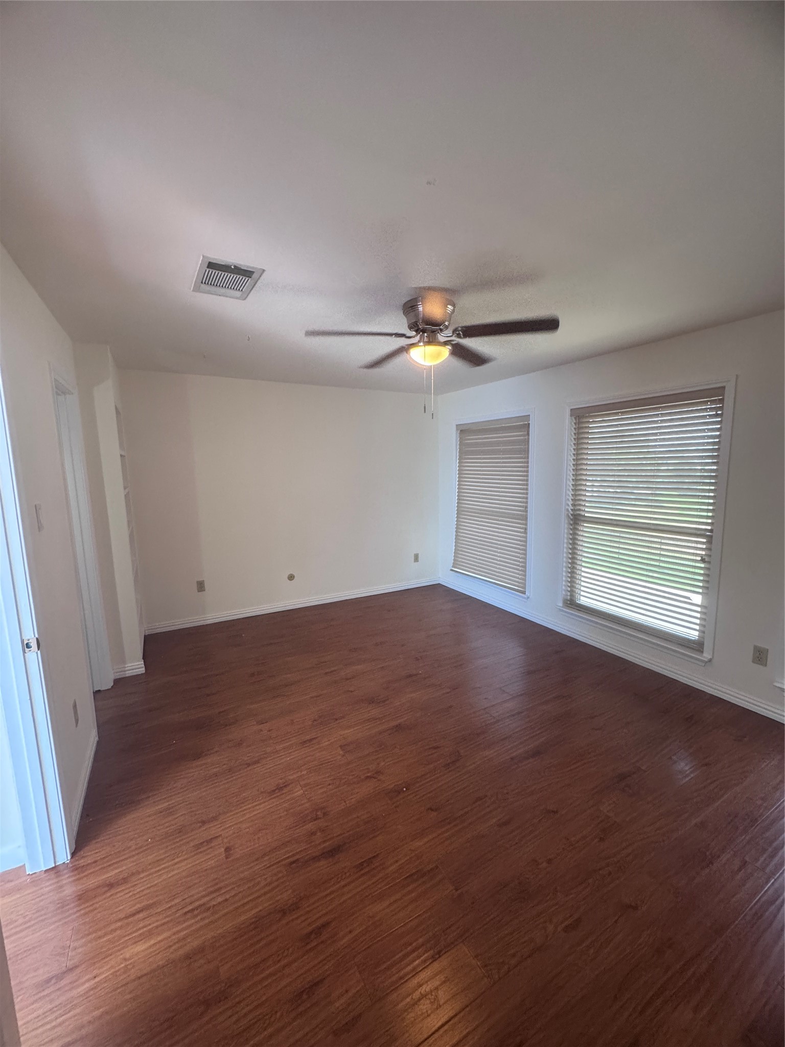 4512 Dickson Street Property Photo 11