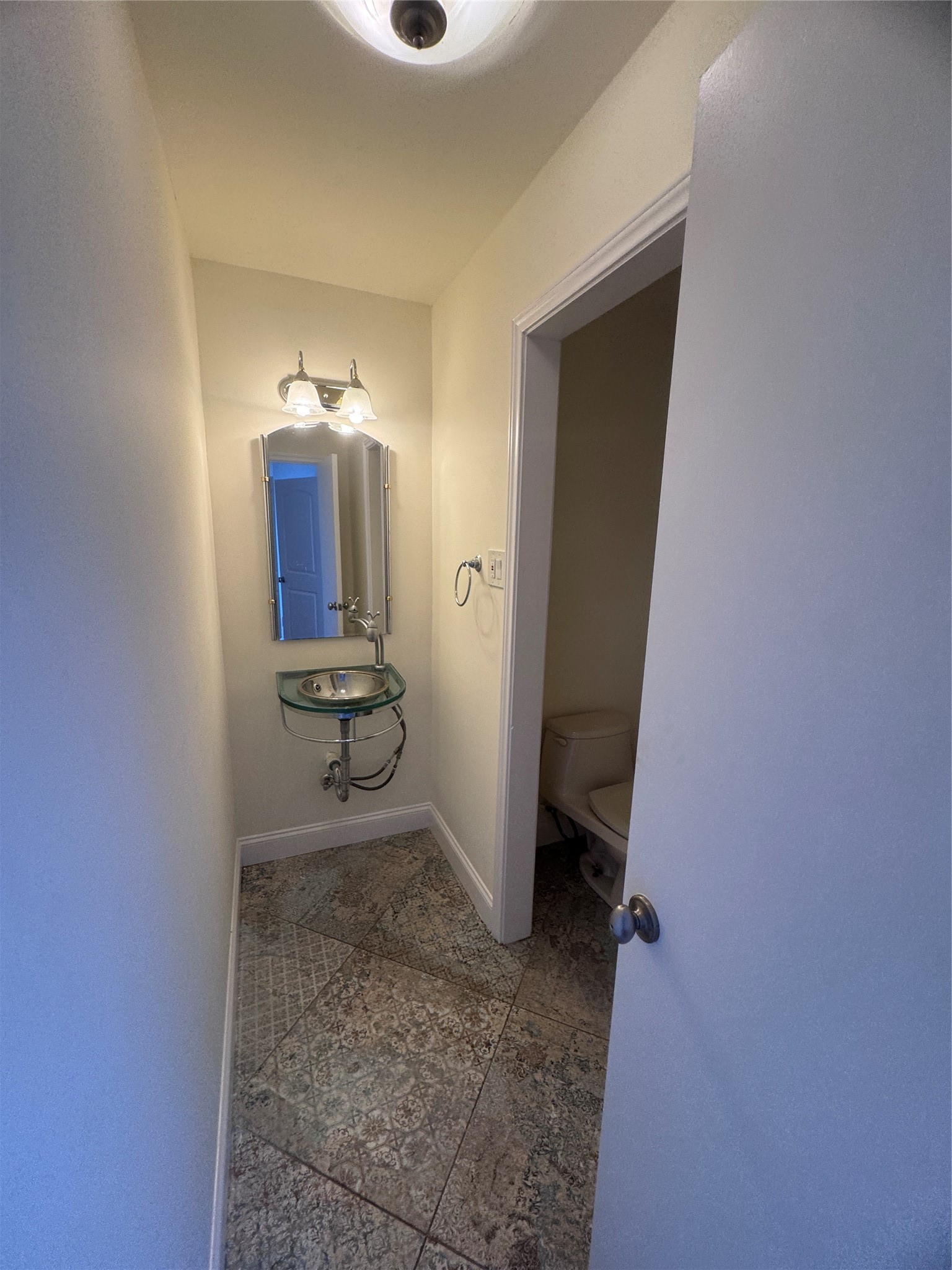 4512 Dickson Street Property Photo 26
