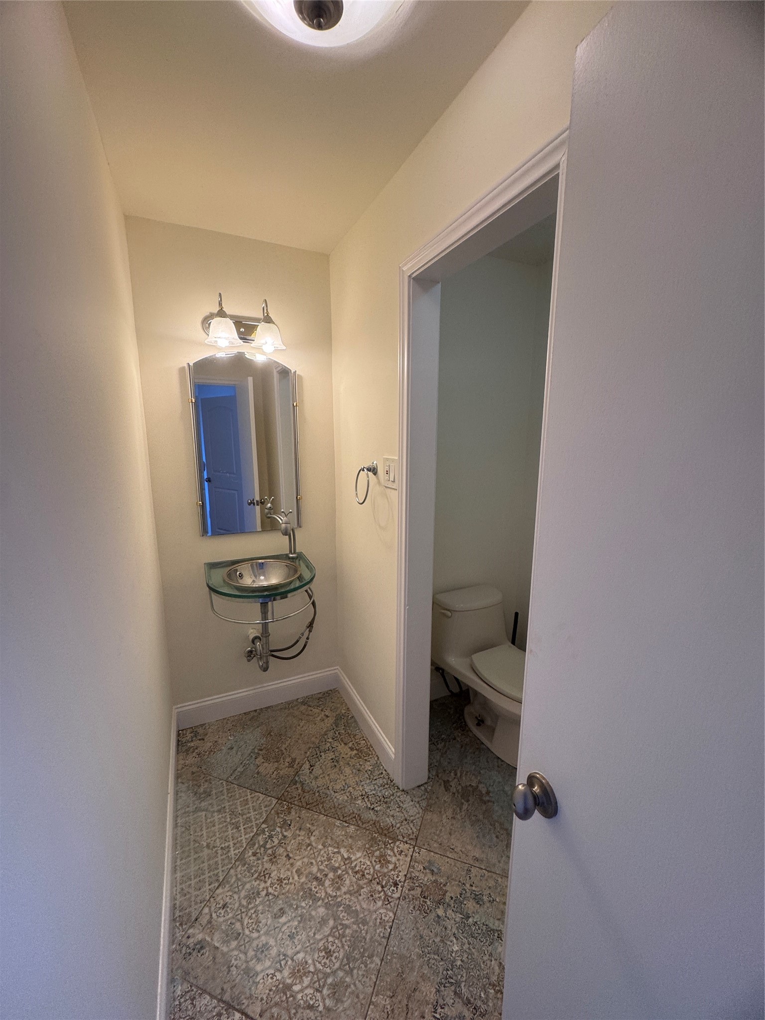 4512 Dickson Street Property Photo 27