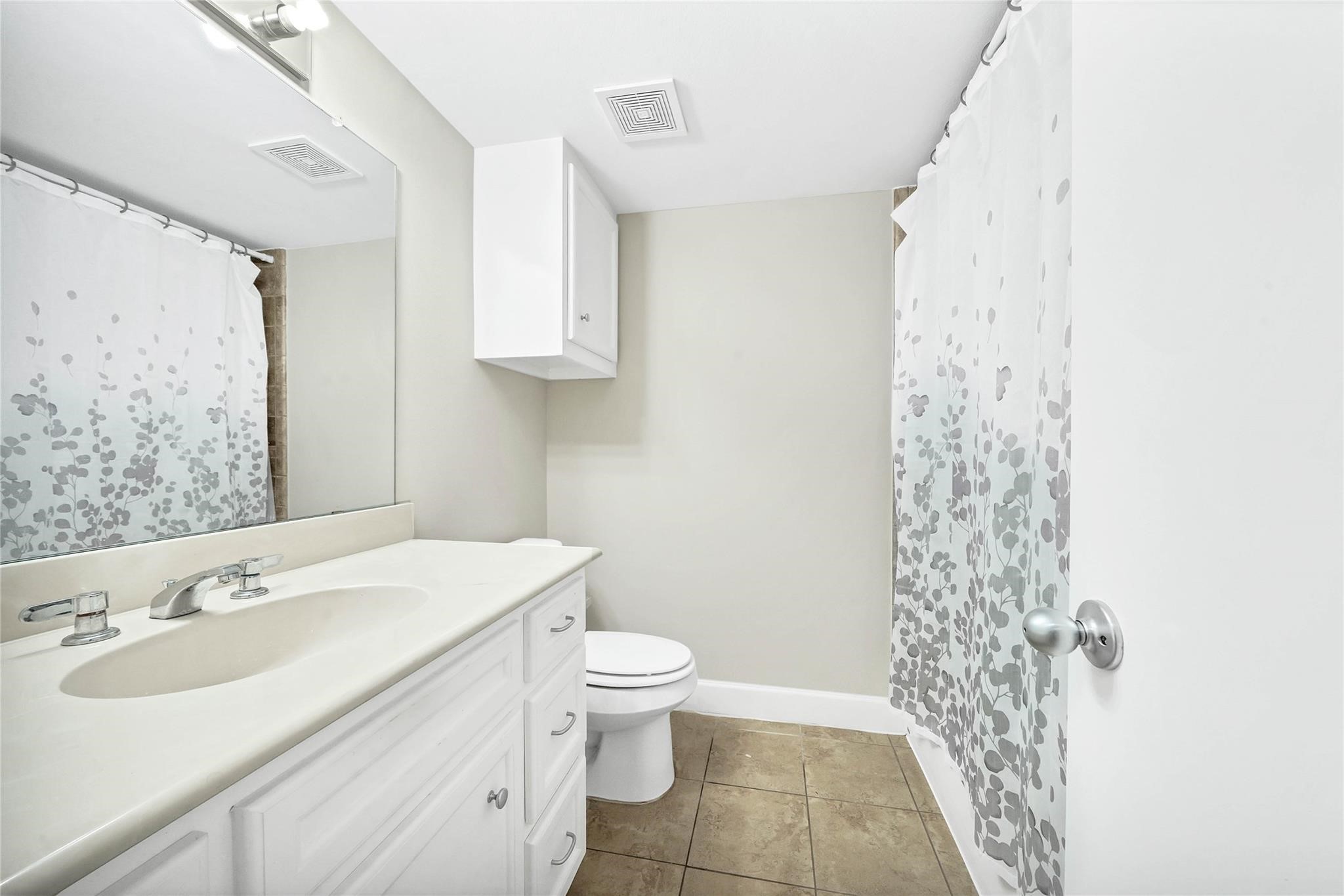 3633 Main Plaza Drive Property Photo 14