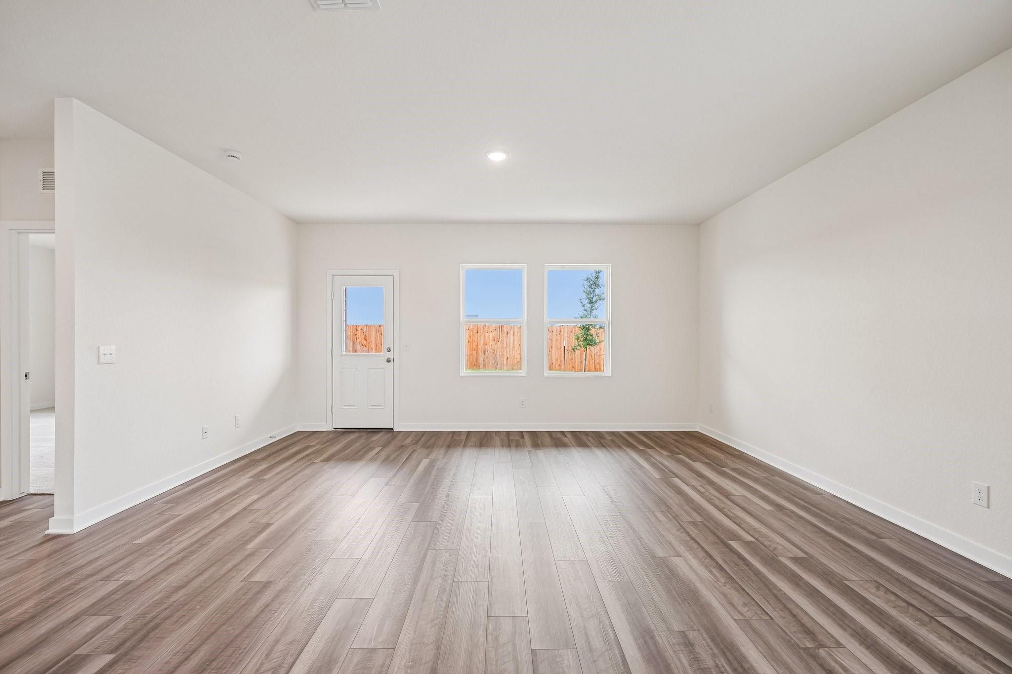 6219 Willow Sky Court Property Photo 5