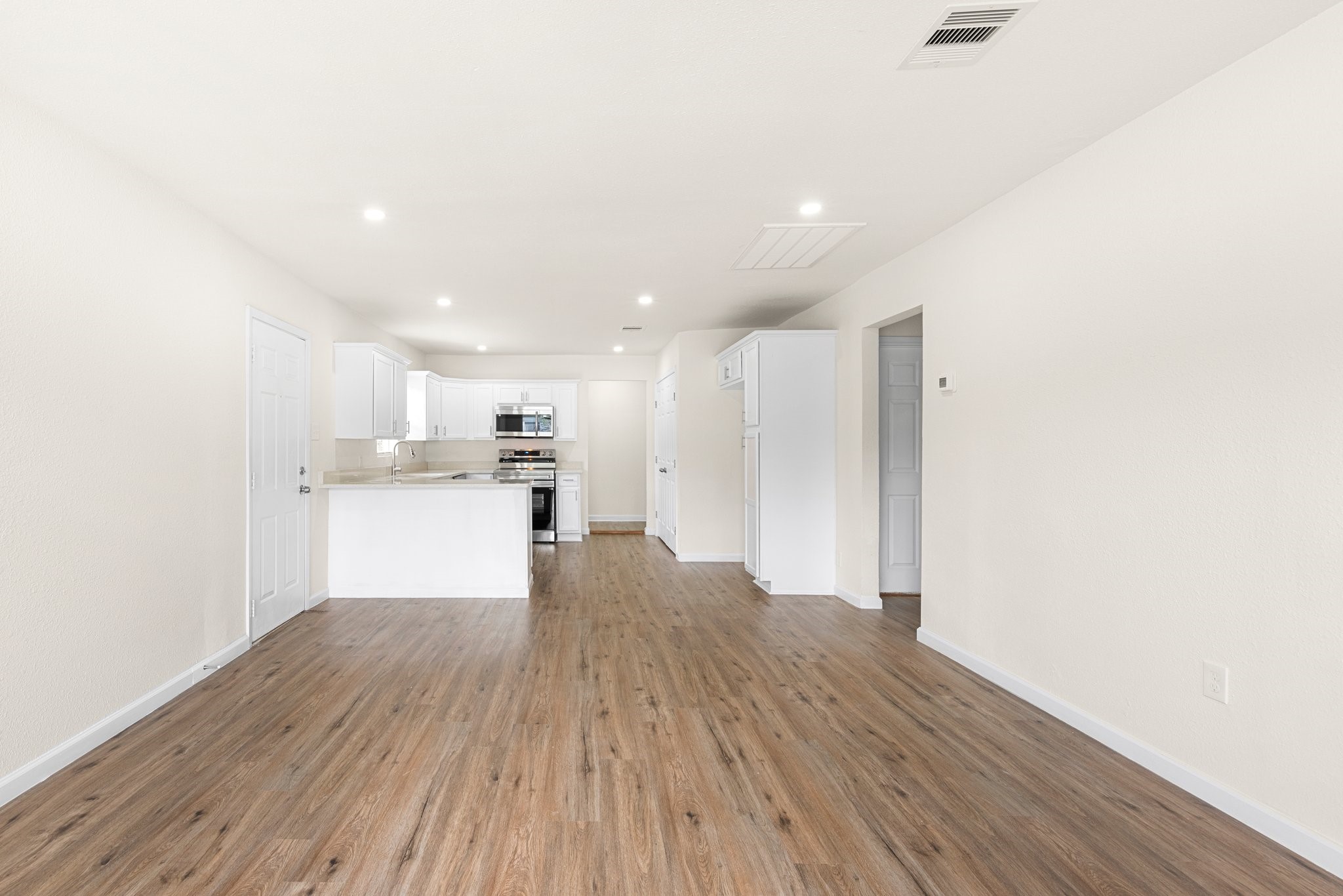 1309 Bragg Street Property Photo 10