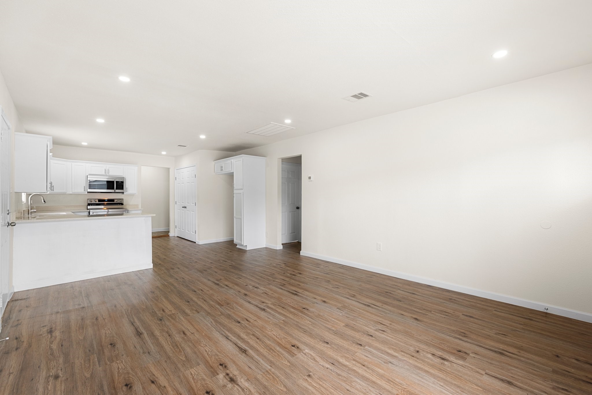 1309 Bragg Street Property Photo 11