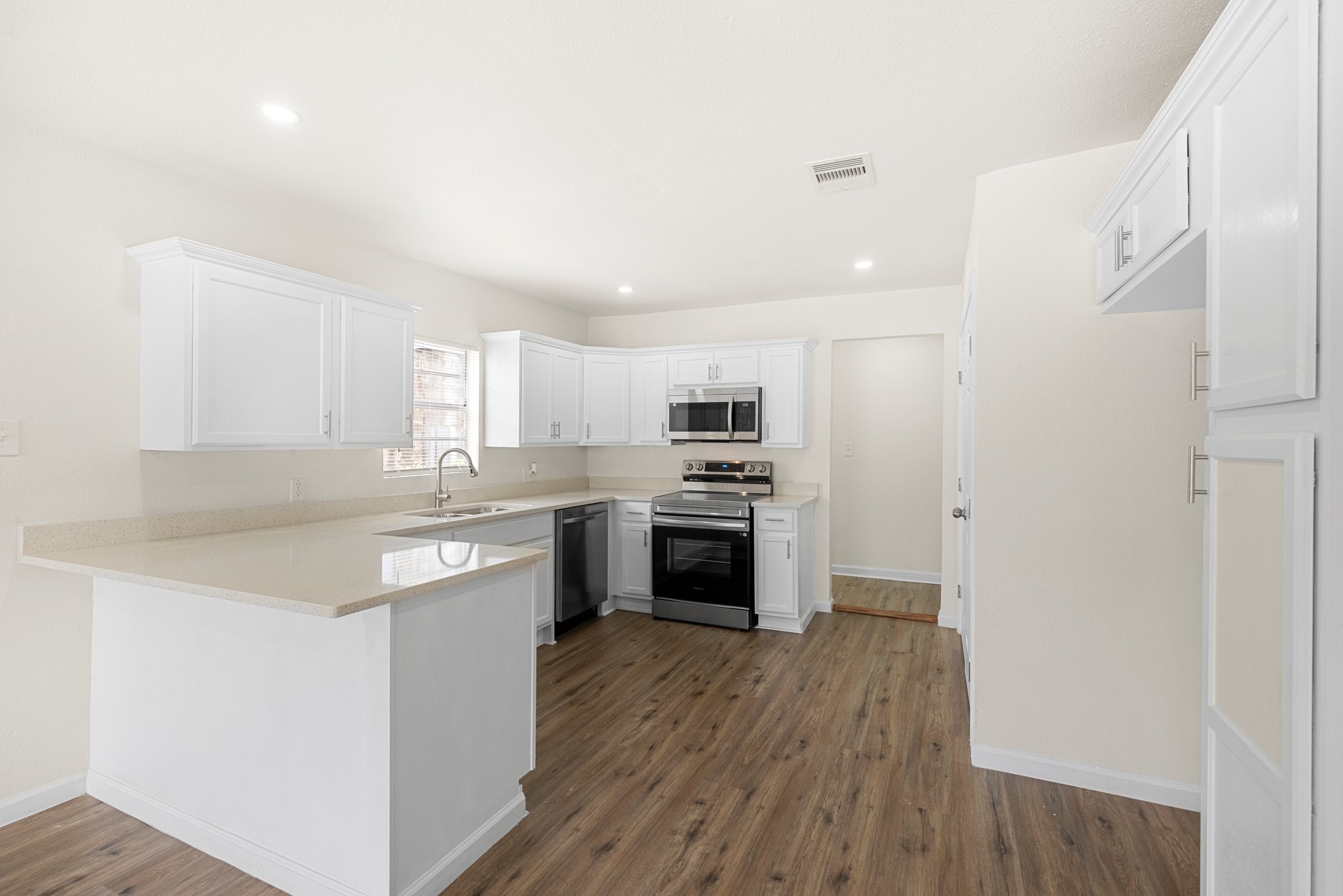 1309 Bragg Street Property Photo 15