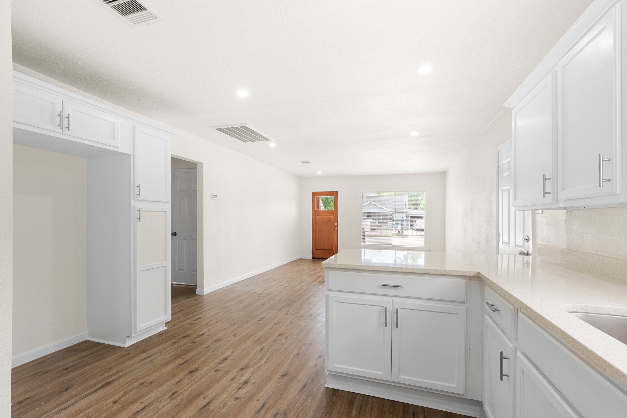 1309 Bragg Street Property Photo 19