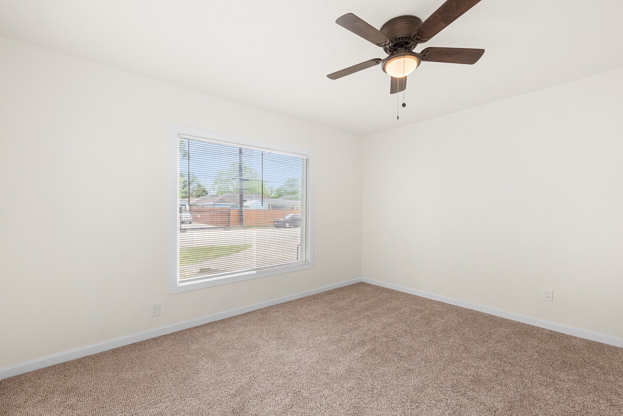 1309 Bragg Street Property Photo 21