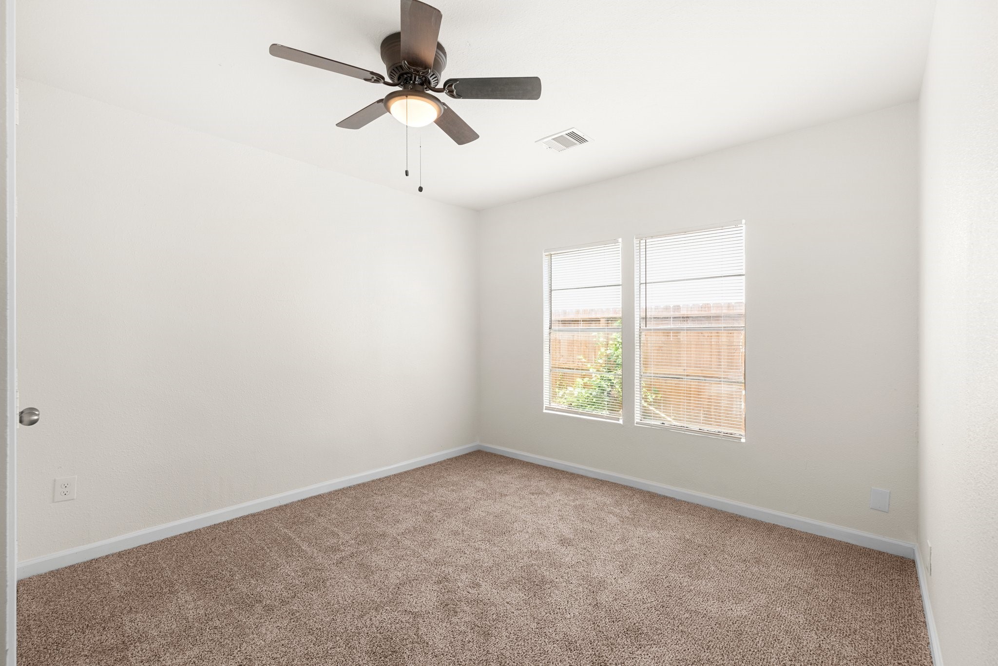 1309 Bragg Street Property Photo 29