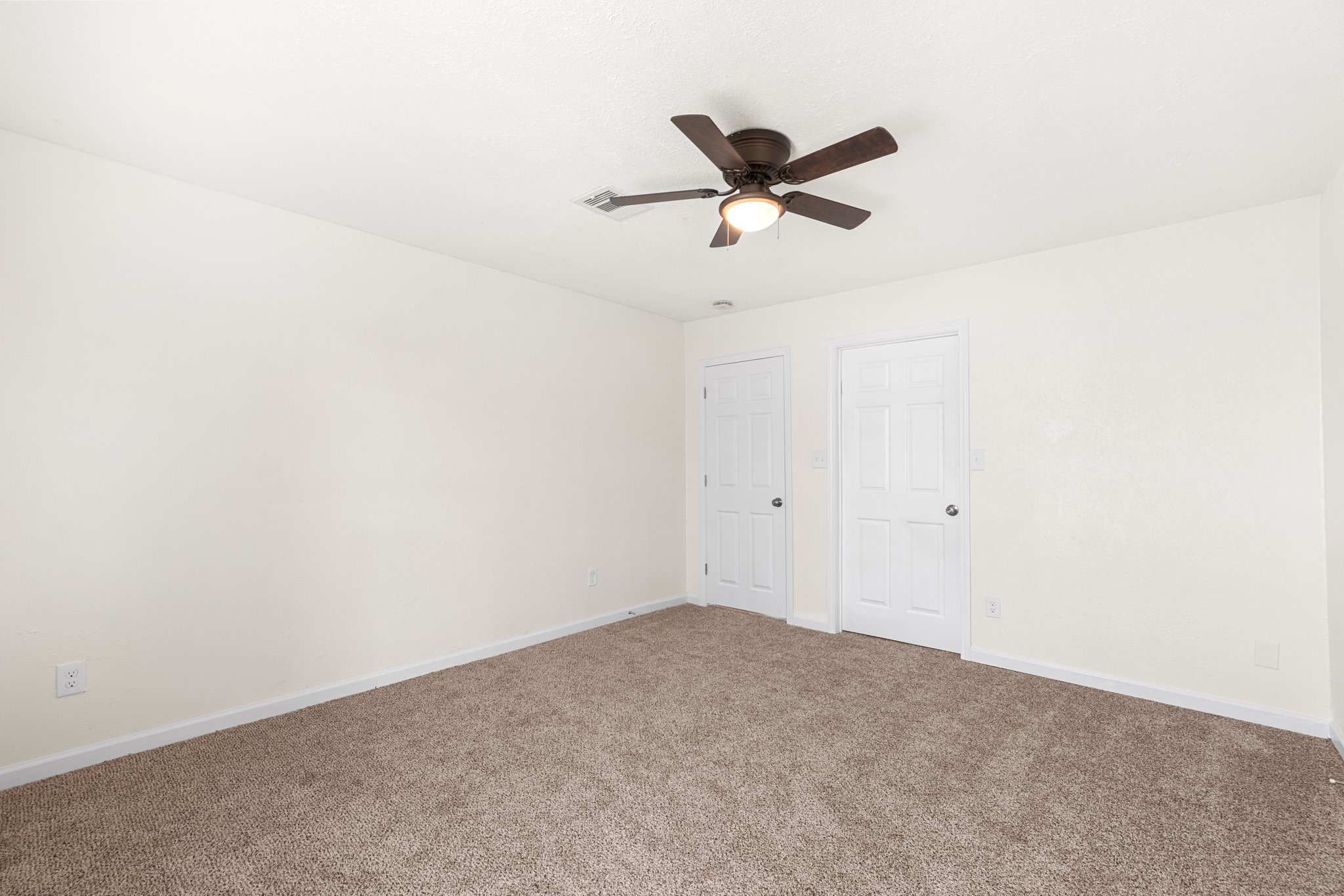 1309 Bragg Street Property Photo 34