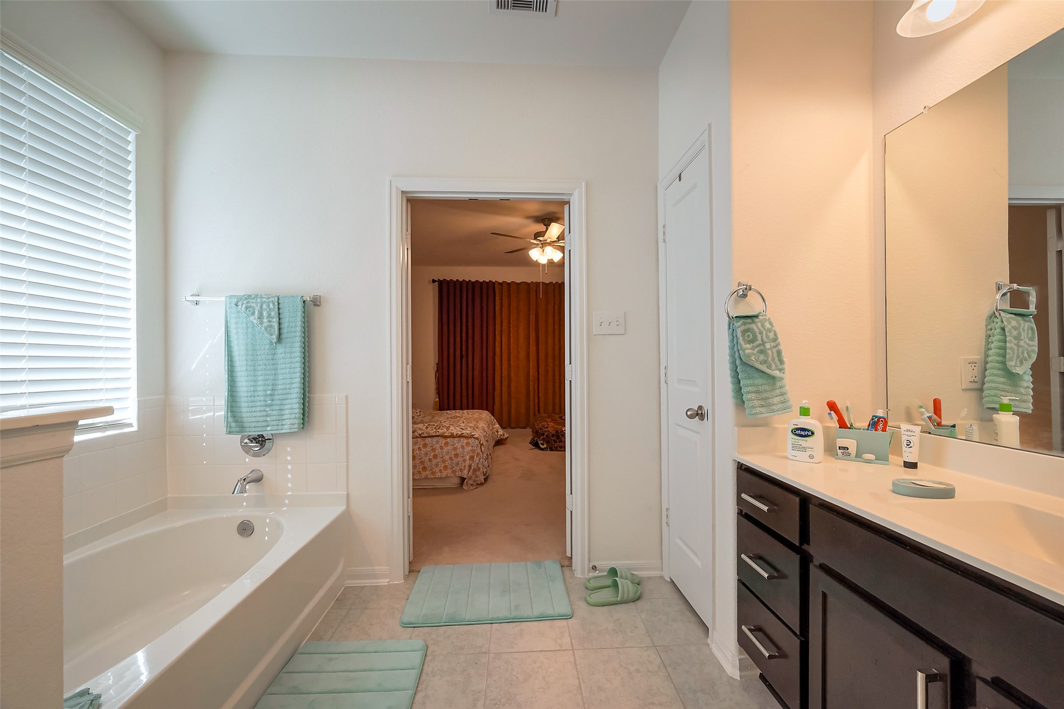 5819 Southern Rose Lane Property Photo 45