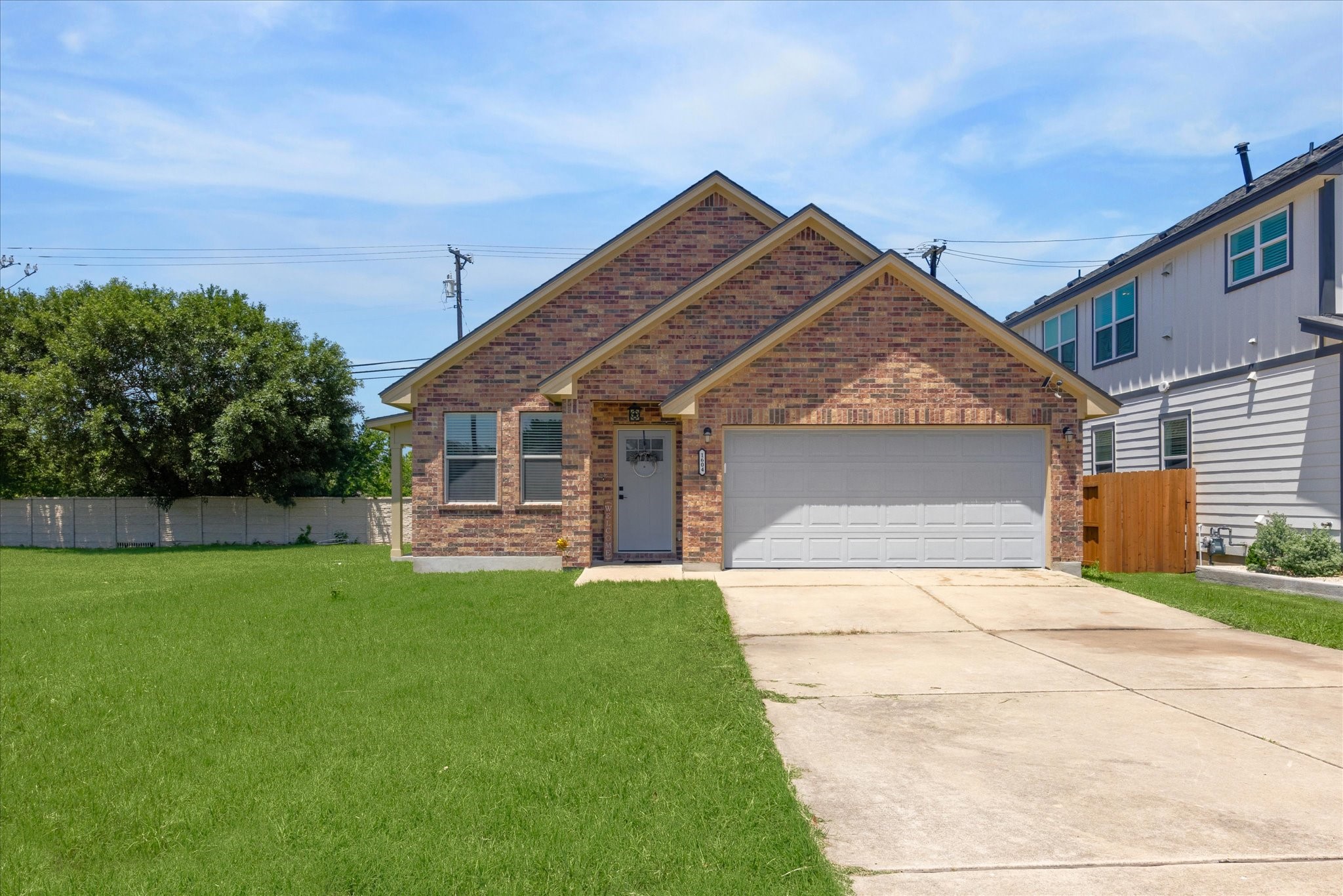 1604 Cottonwood Court Property Photo 1