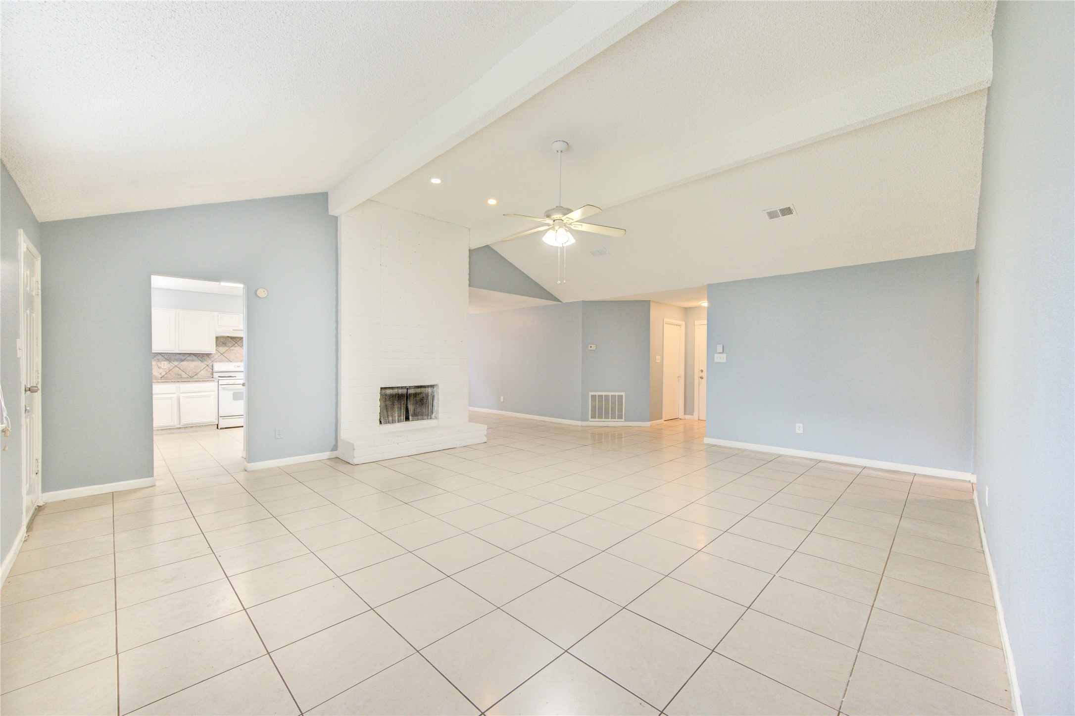 12023 Plumbrook Drive Property Photo 19