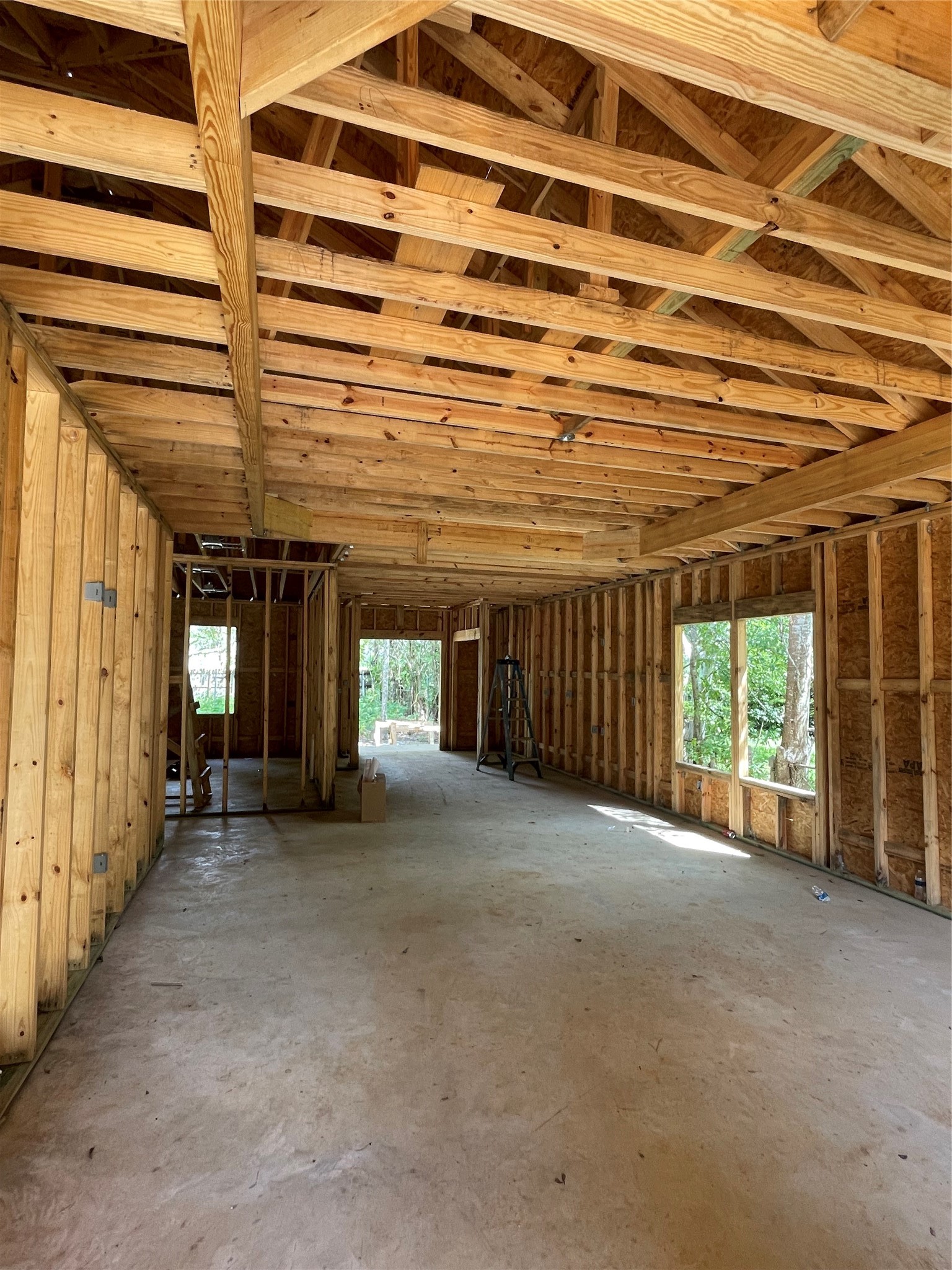 2875 Goliad Street Property Photo 4