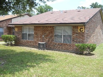 1001 Charlsie Ave Property Photo 4