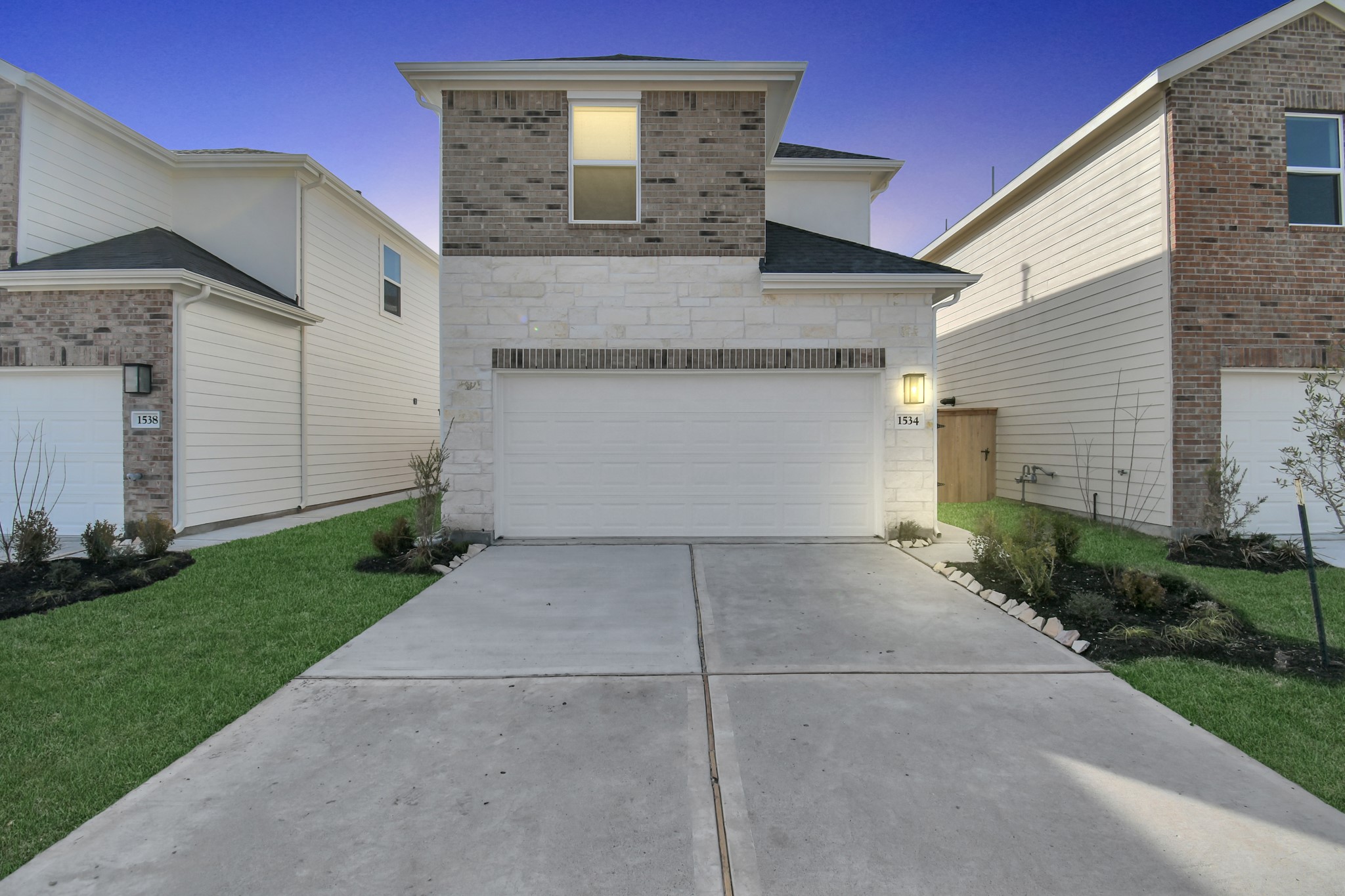 1534 Revolution Way Property Photo 2