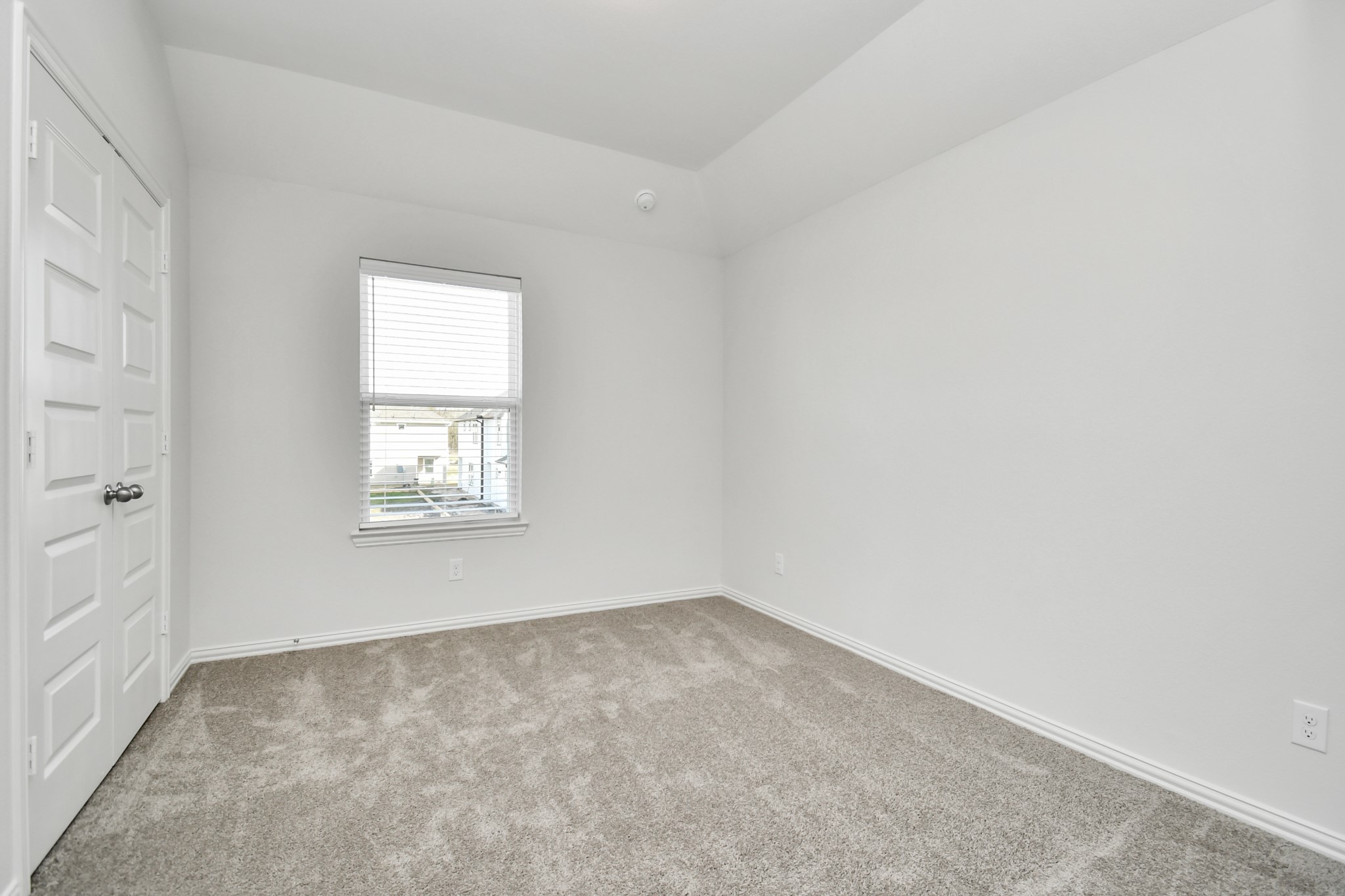 1534 Revolution Way Property Photo 40