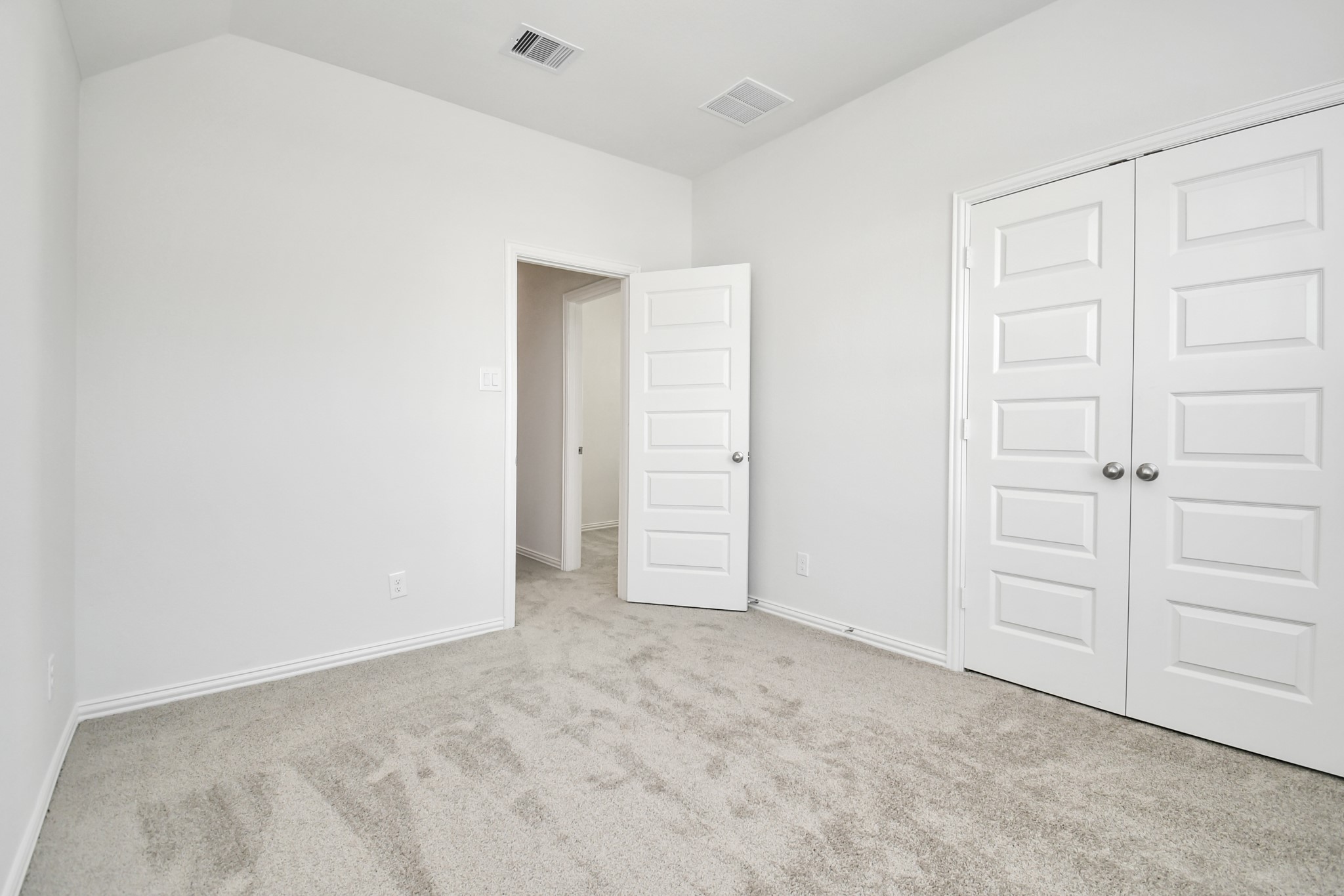 1534 Revolution Way Property Photo 41
