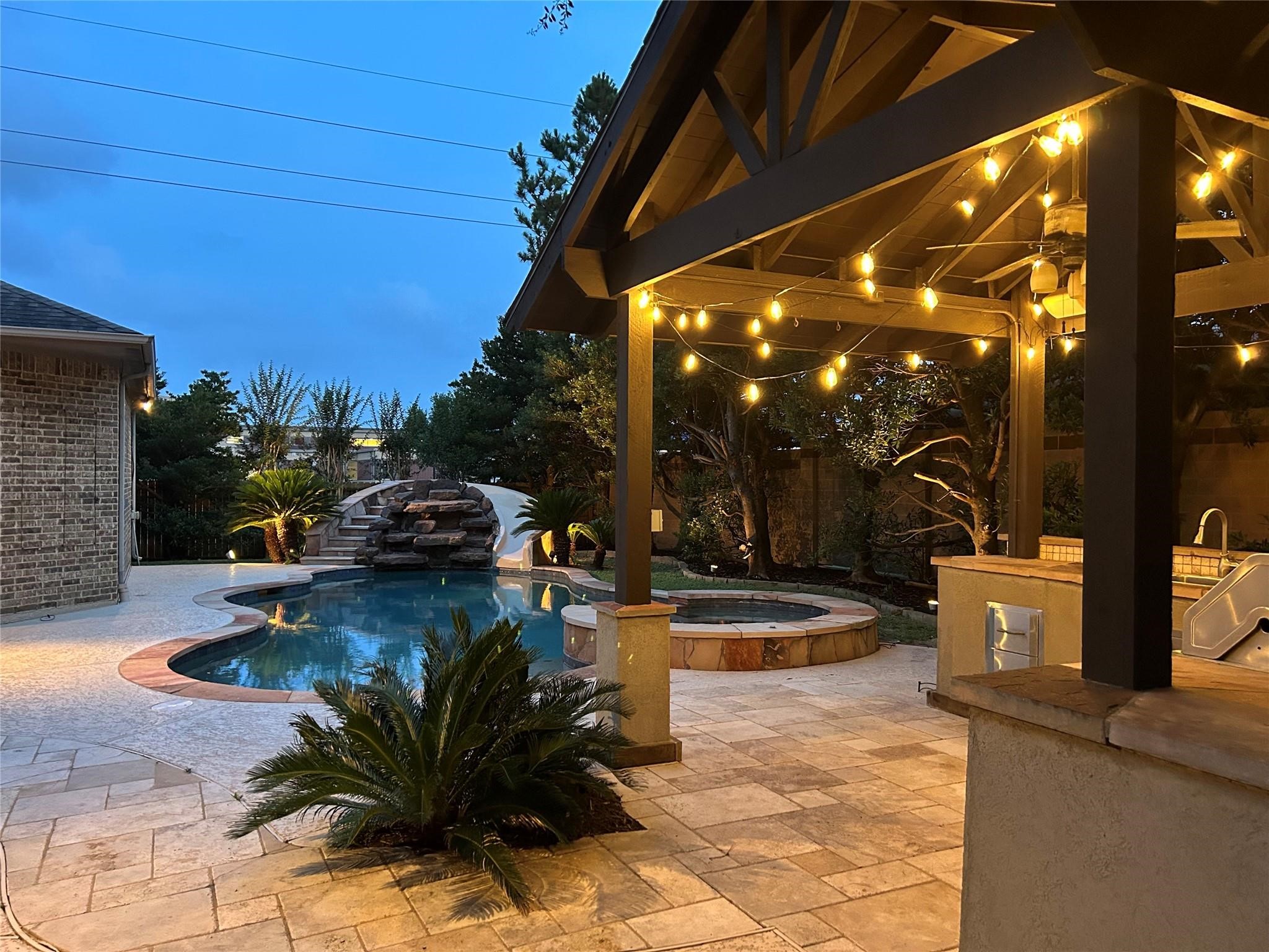7303 Starry Night Property Photo 8