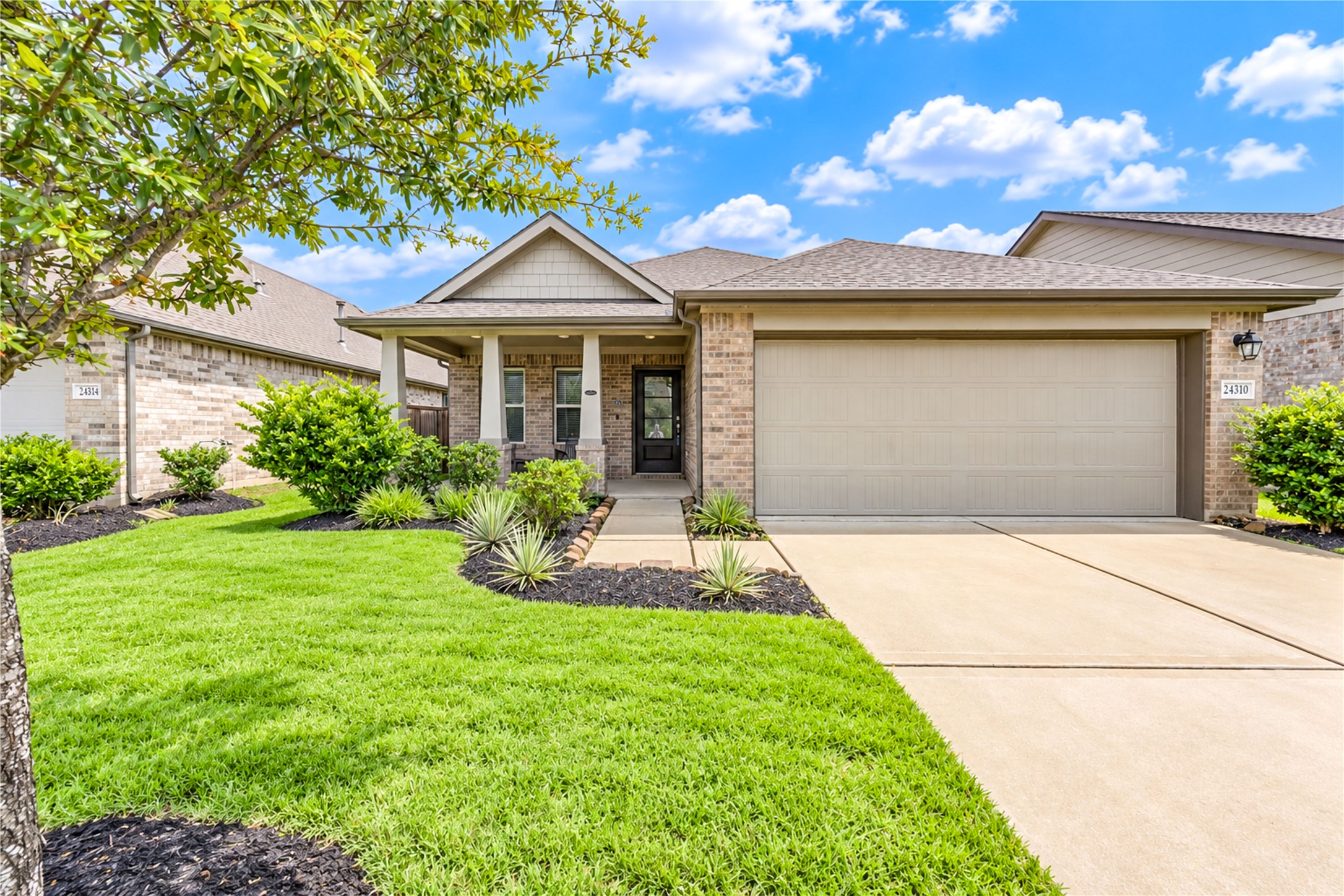 24310 Palomino Sage Trail Property Photo 31