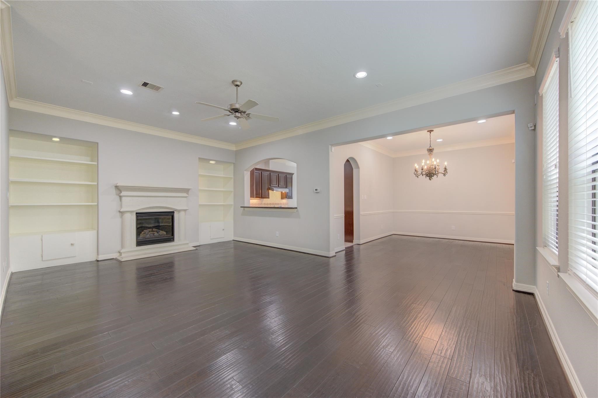 11623 Royal Oaks Crossing Property Photo 3