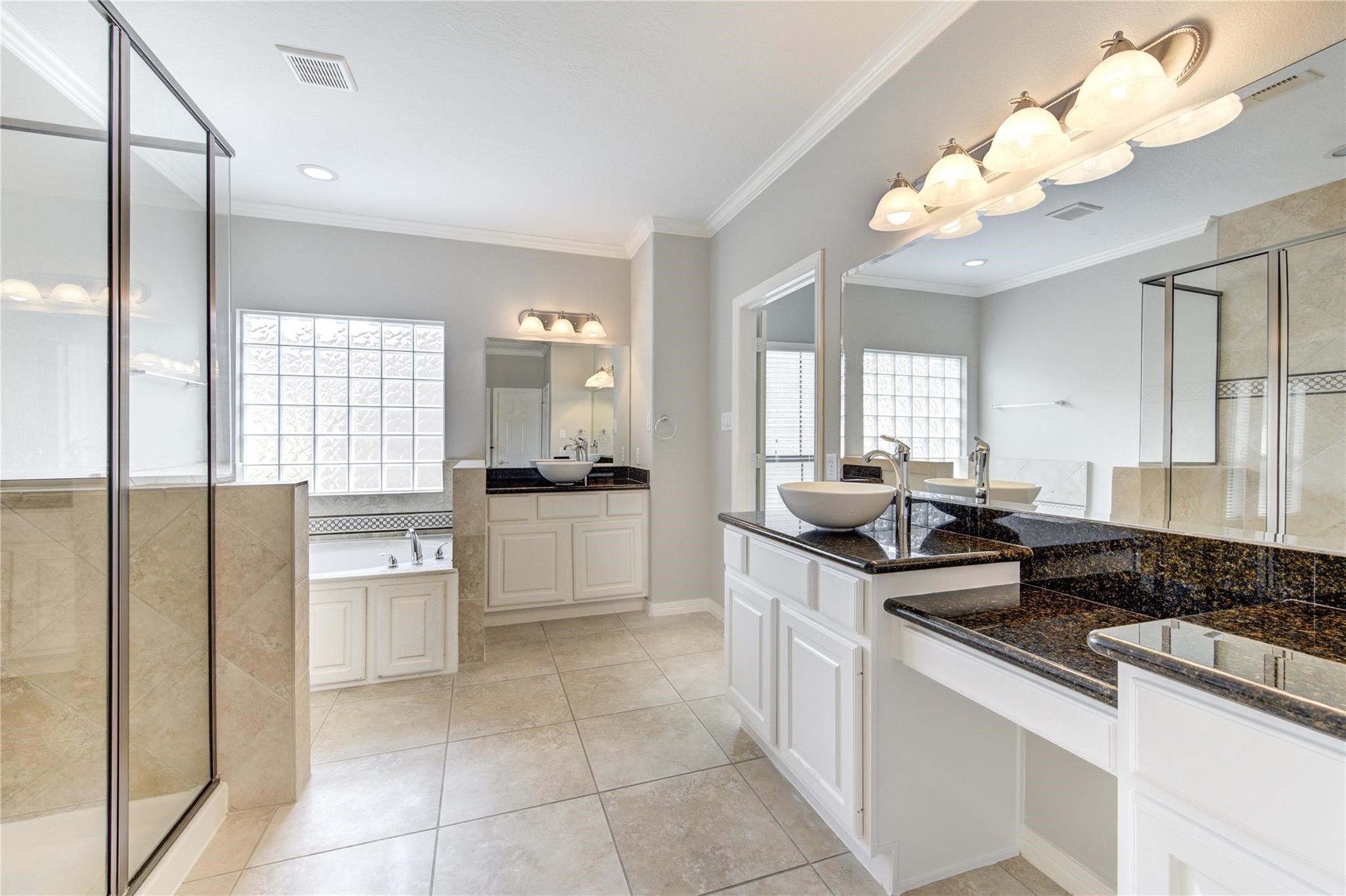 11623 Royal Oaks Crossing Property Photo 10