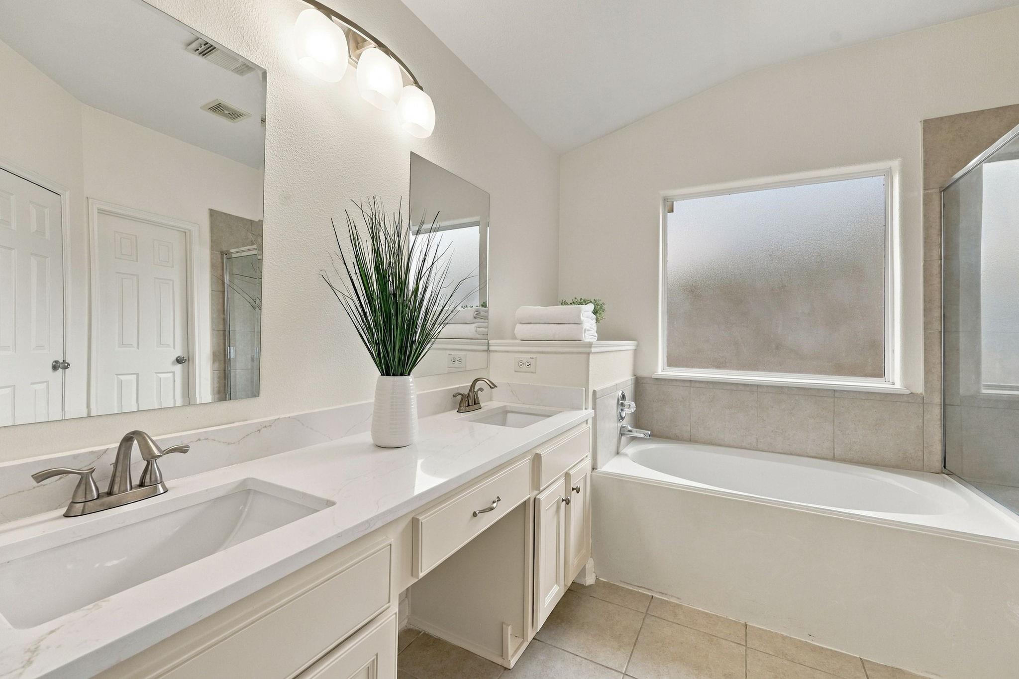 25206 Saber Oaks Drive Property Photo 19