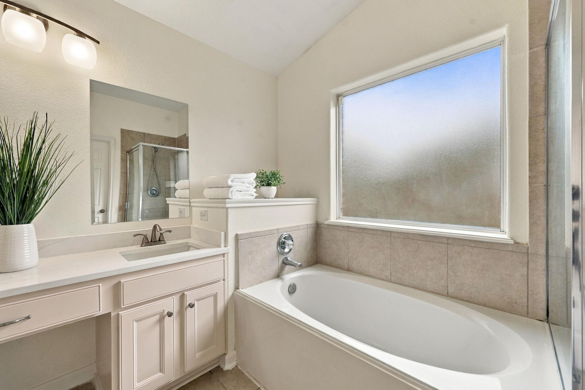 25206 Saber Oaks Drive Property Photo 21