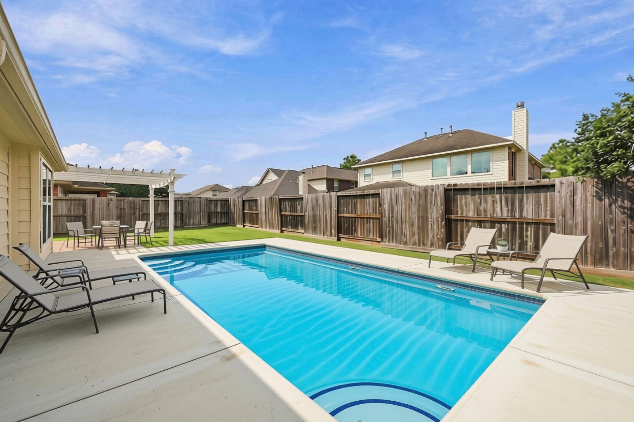 25206 Saber Oaks Drive Property Photo 34