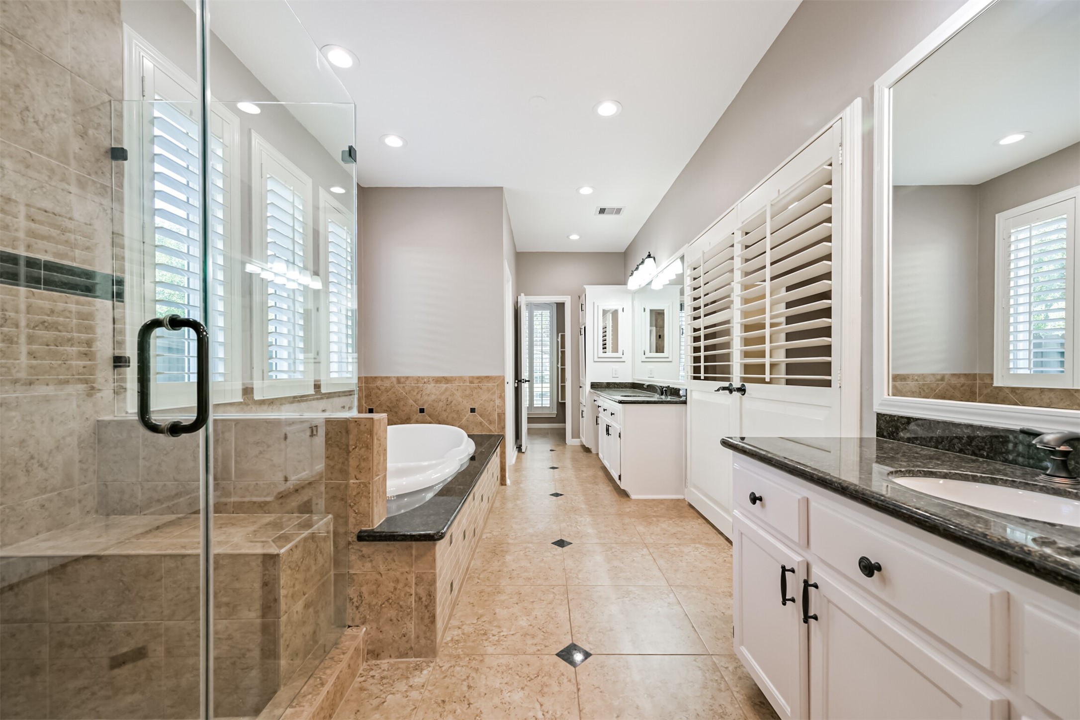 3430 Williams Glen Drive Property Photo 14