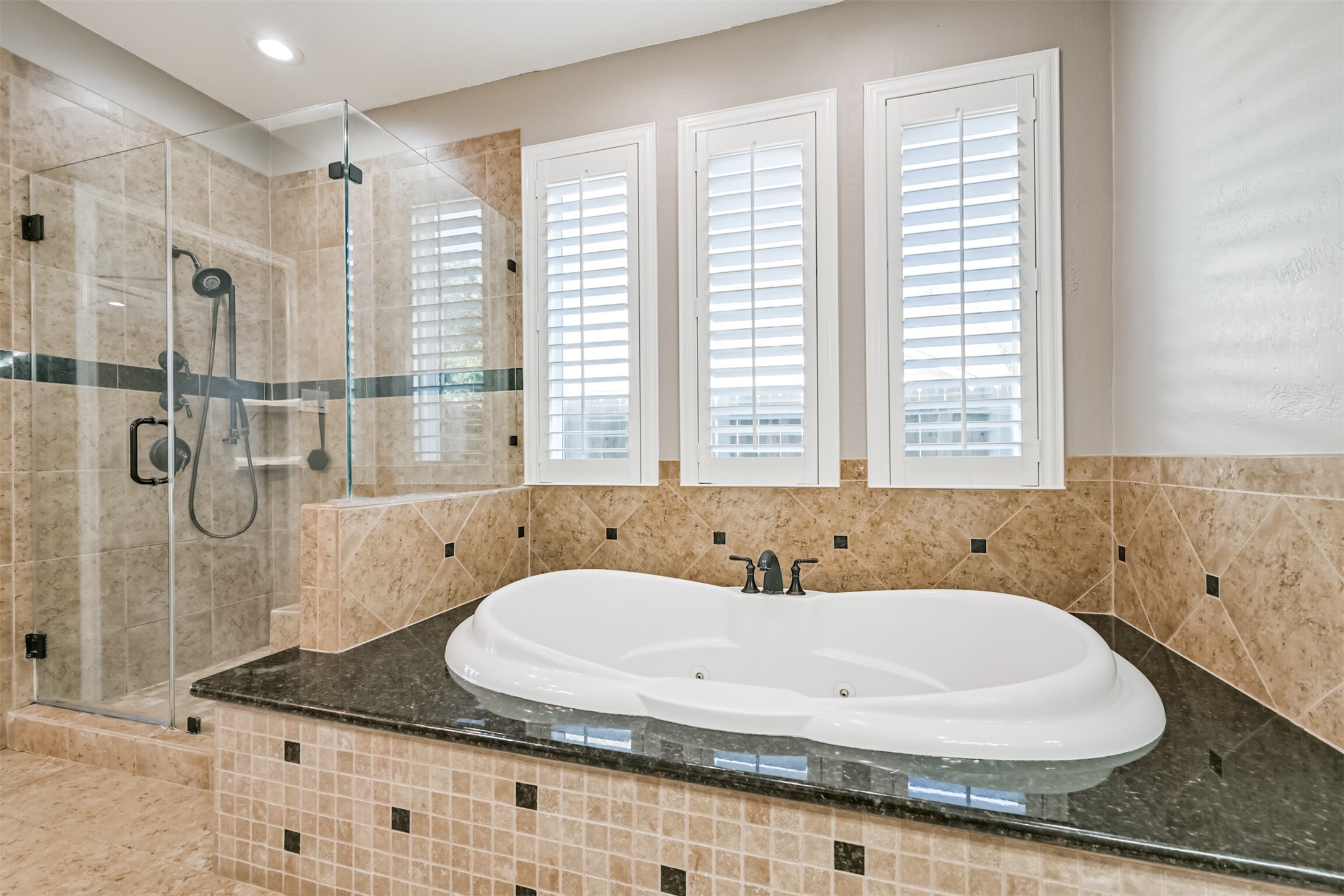 3430 Williams Glen Drive Property Photo 15