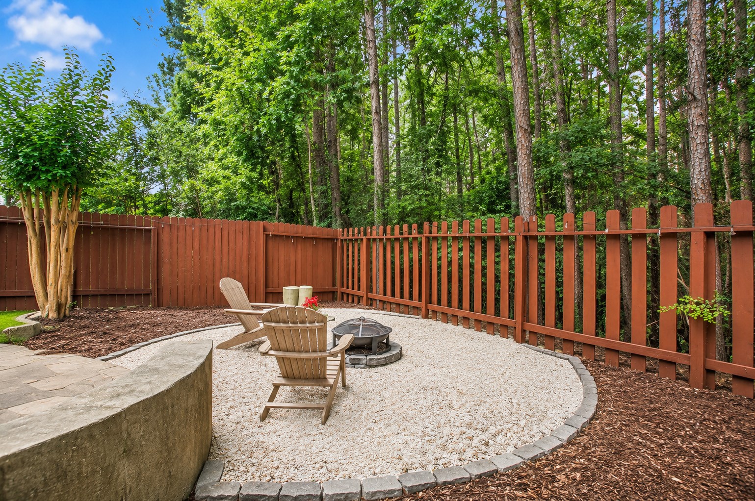 55 Ledgestone Place Property Photo 45